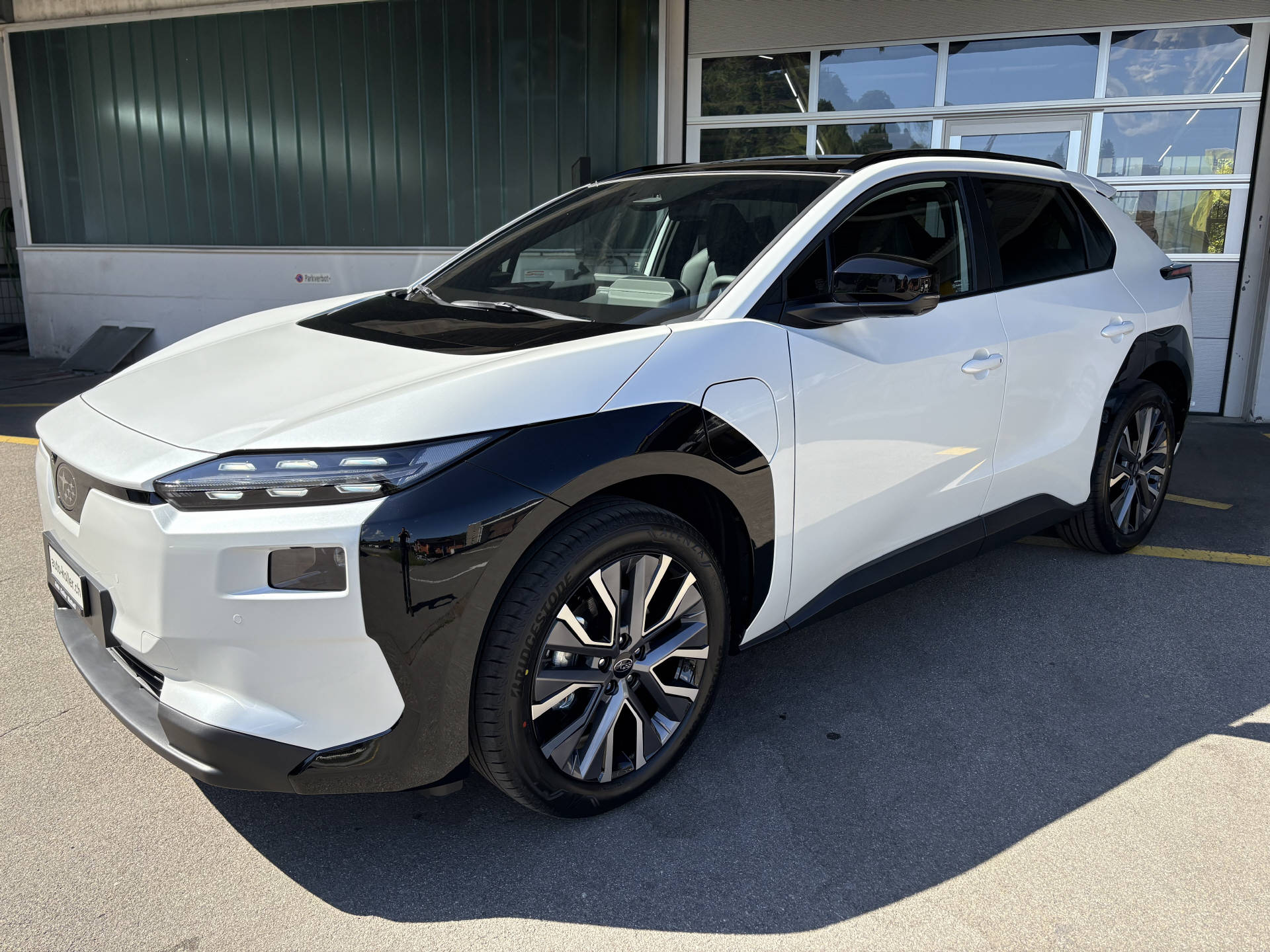 SUBARU Solterra eV Luxury AWD