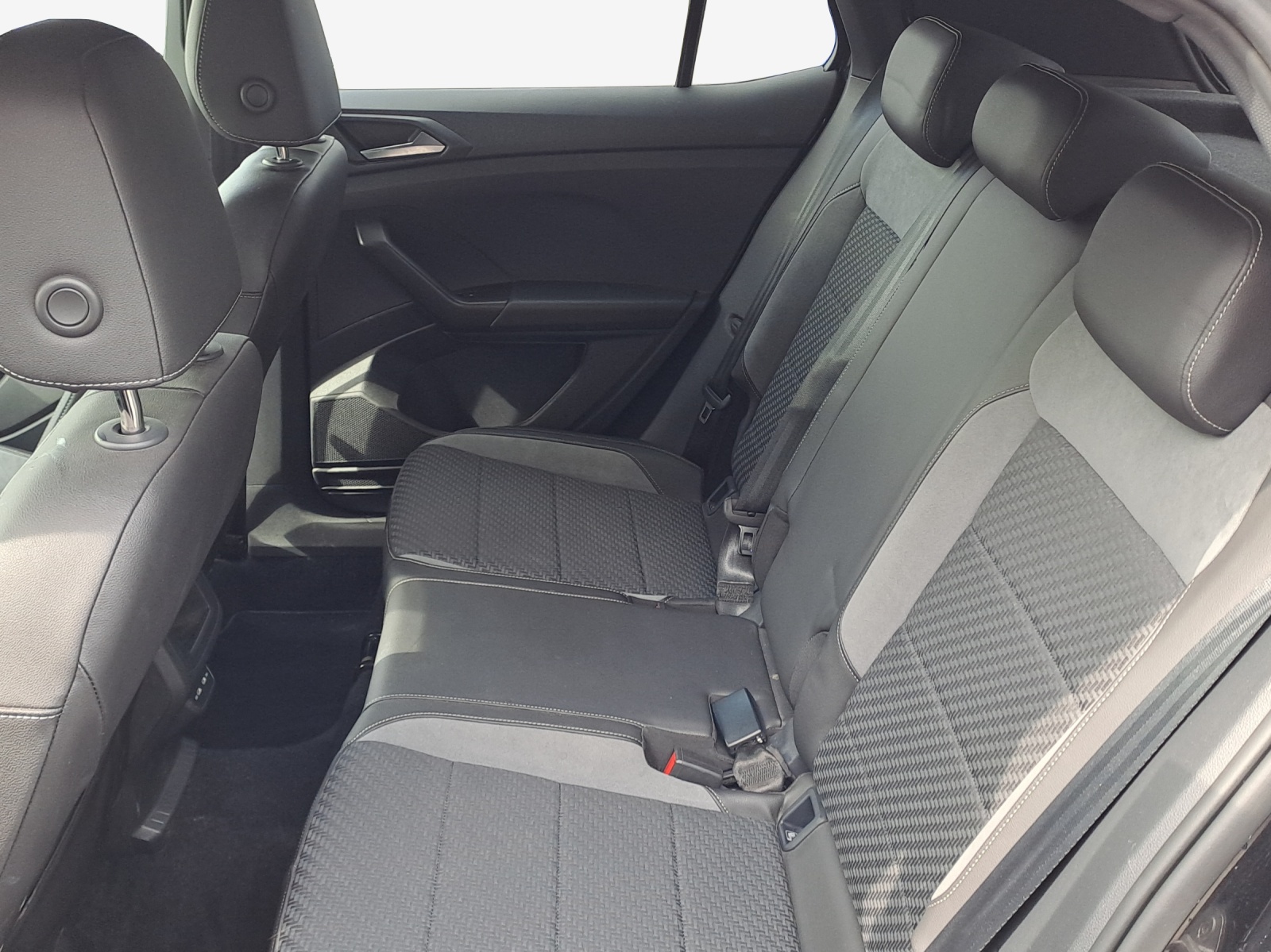 VW T-Cross 1.0 TSI Style DSG-image-11