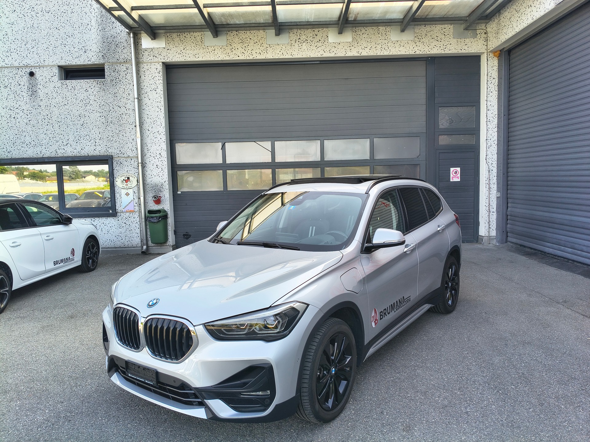 BMW X1 xDrive 25e Sport Line Steptronic-image-2