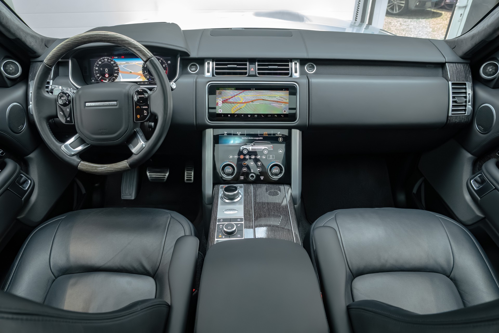 LAND ROVER Range Rover P525 5.0 V8 S/C AB Autobiography Automatic-image-6