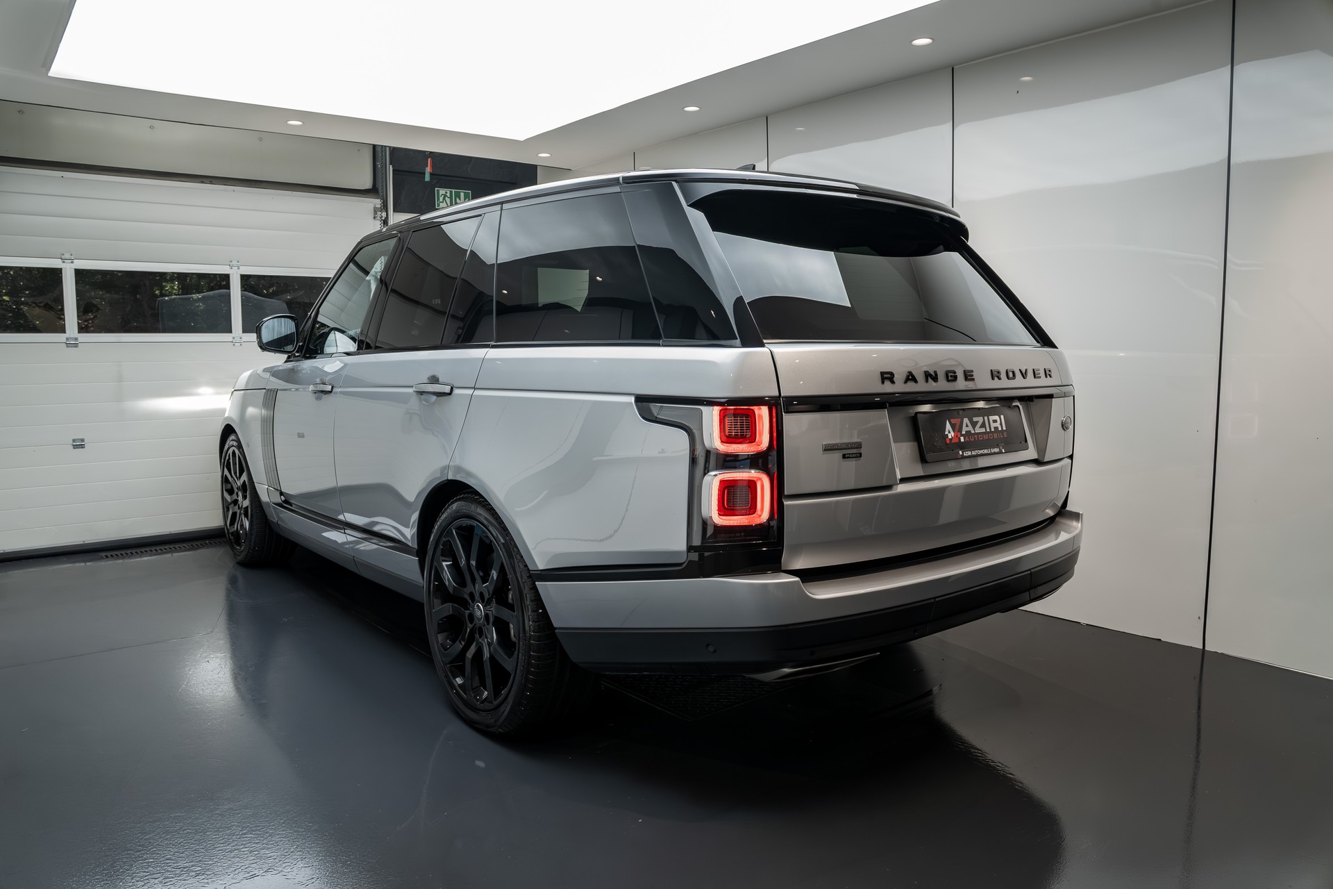 LAND ROVER Range Rover P525 5.0 V8 S/C AB Autobiography Automatic-image-5