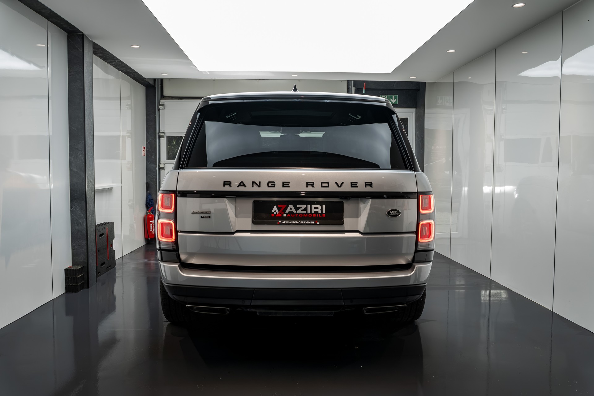 LAND ROVER Range Rover P525 5.0 V8 S/C AB Autobiography Automatic-image-4