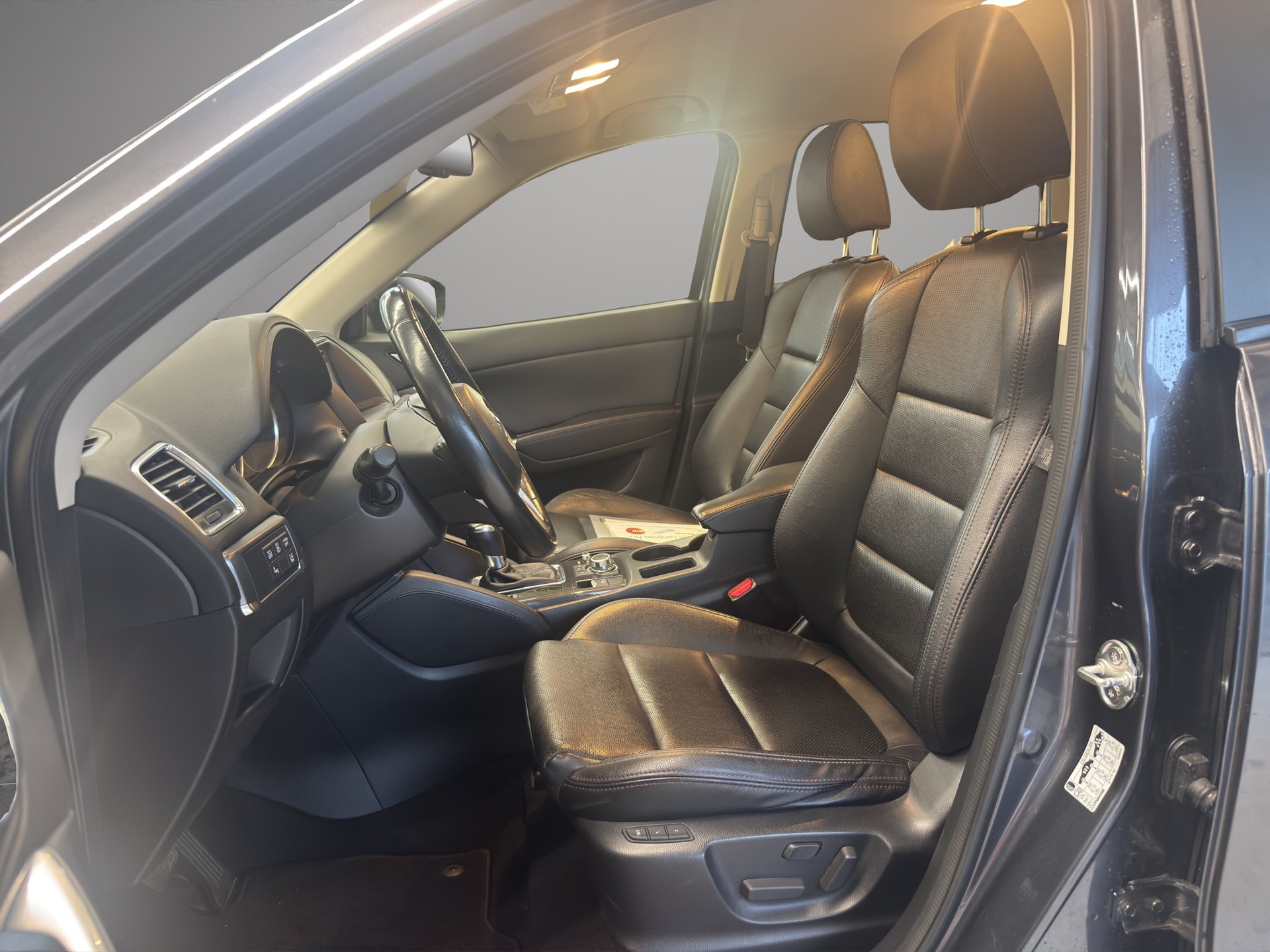 MAZDA CX-5 2.2 D HP Revolution AWD Automatic-image-8