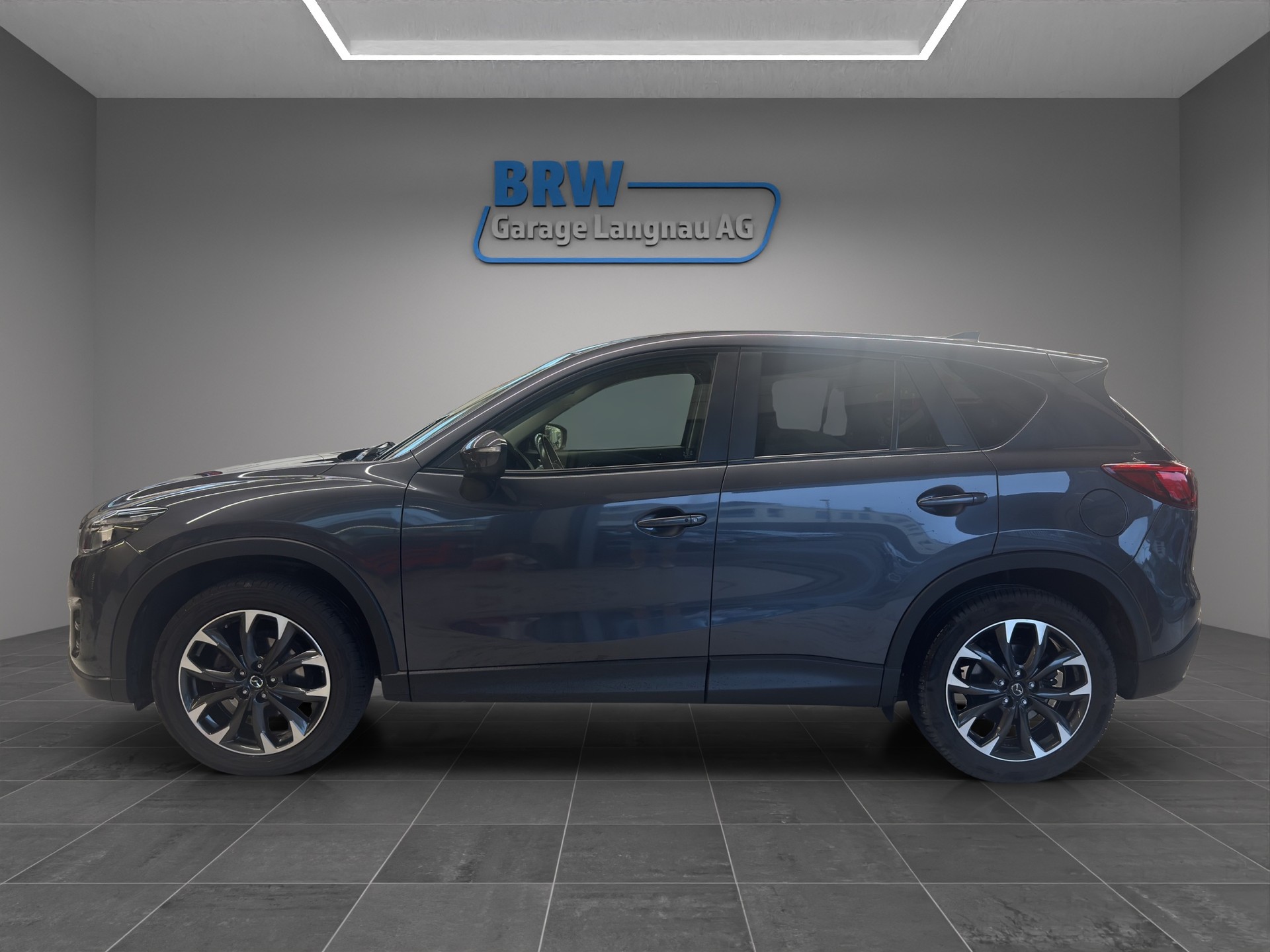MAZDA CX-5 2.2 D HP Revolution AWD Automatic-showroom-element-1