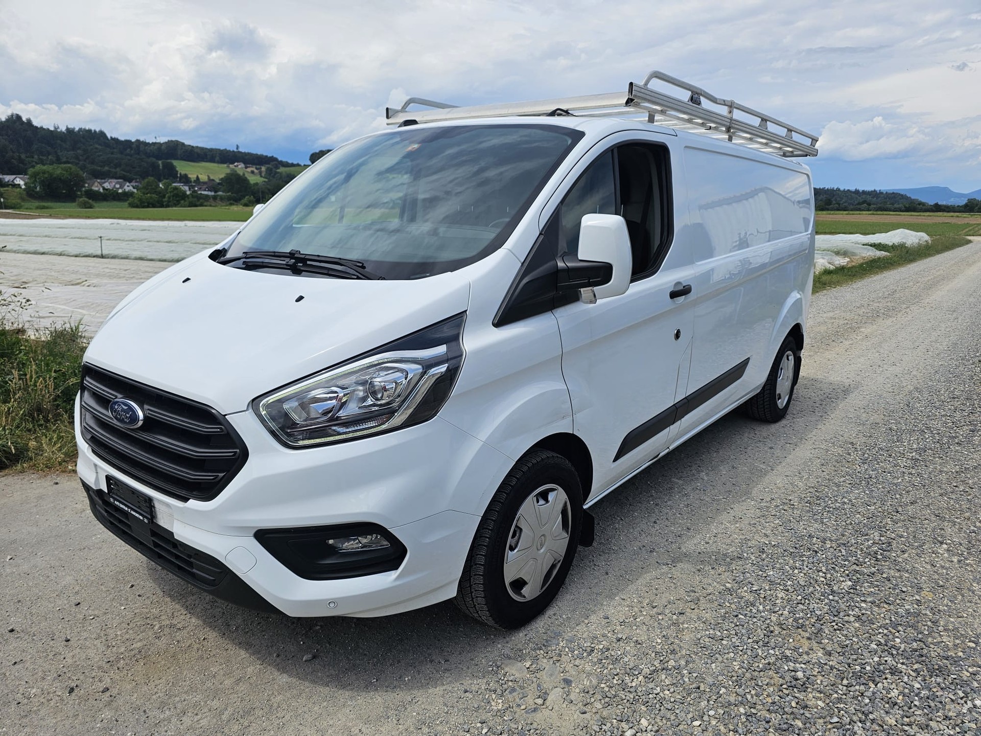 FORD Transit Custom Van 320 L2H1 Basis-image-0