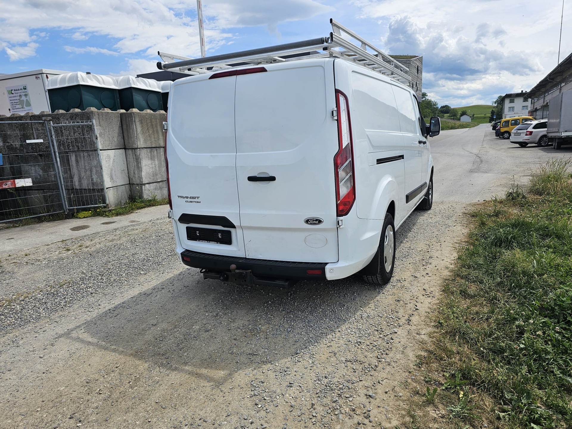 FORD Transit Custom Van 320 L2H1 Basis-image-4