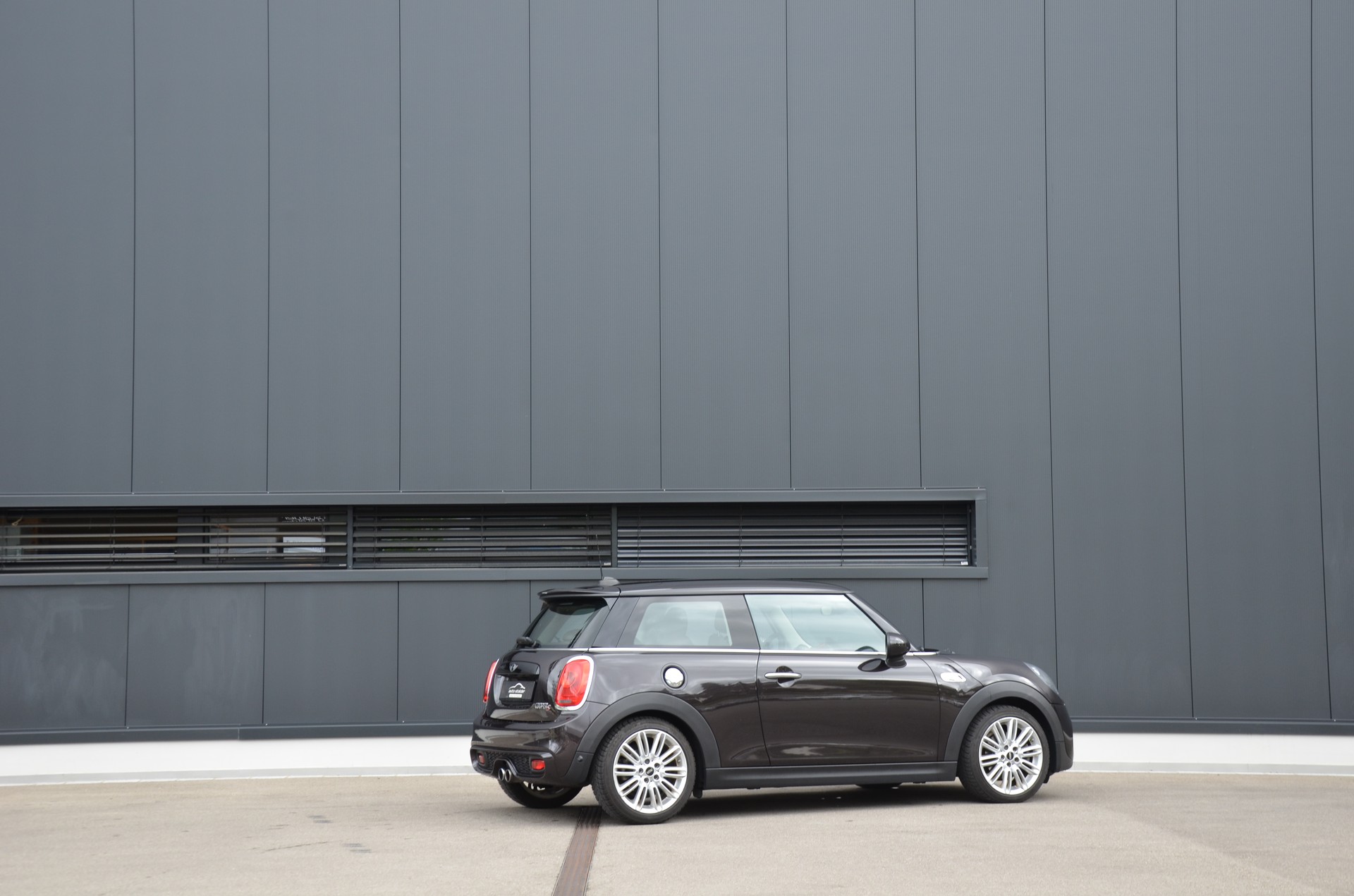 MINI Cooper S-showroom-element-3