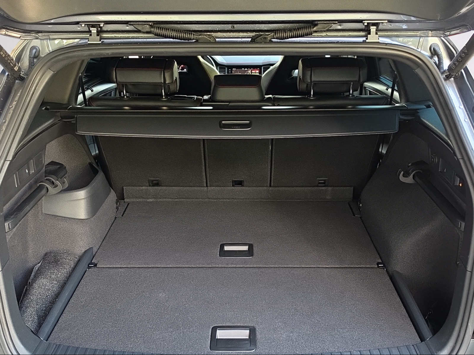 SKODA Kodiaq 2.0 TSI 4x4 RS-image-5