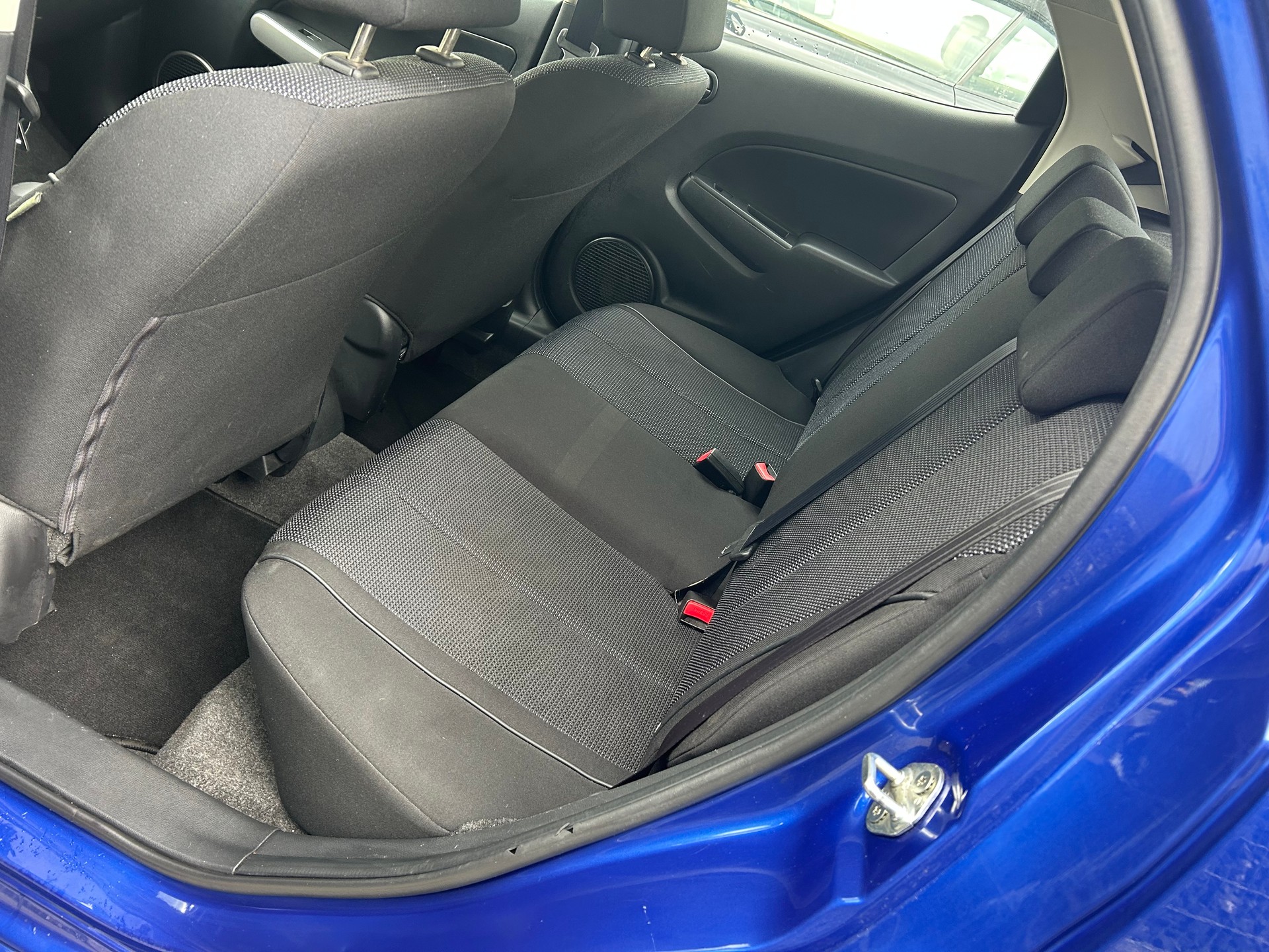 MAZDA 2 1.5i 16V Sport-image-8