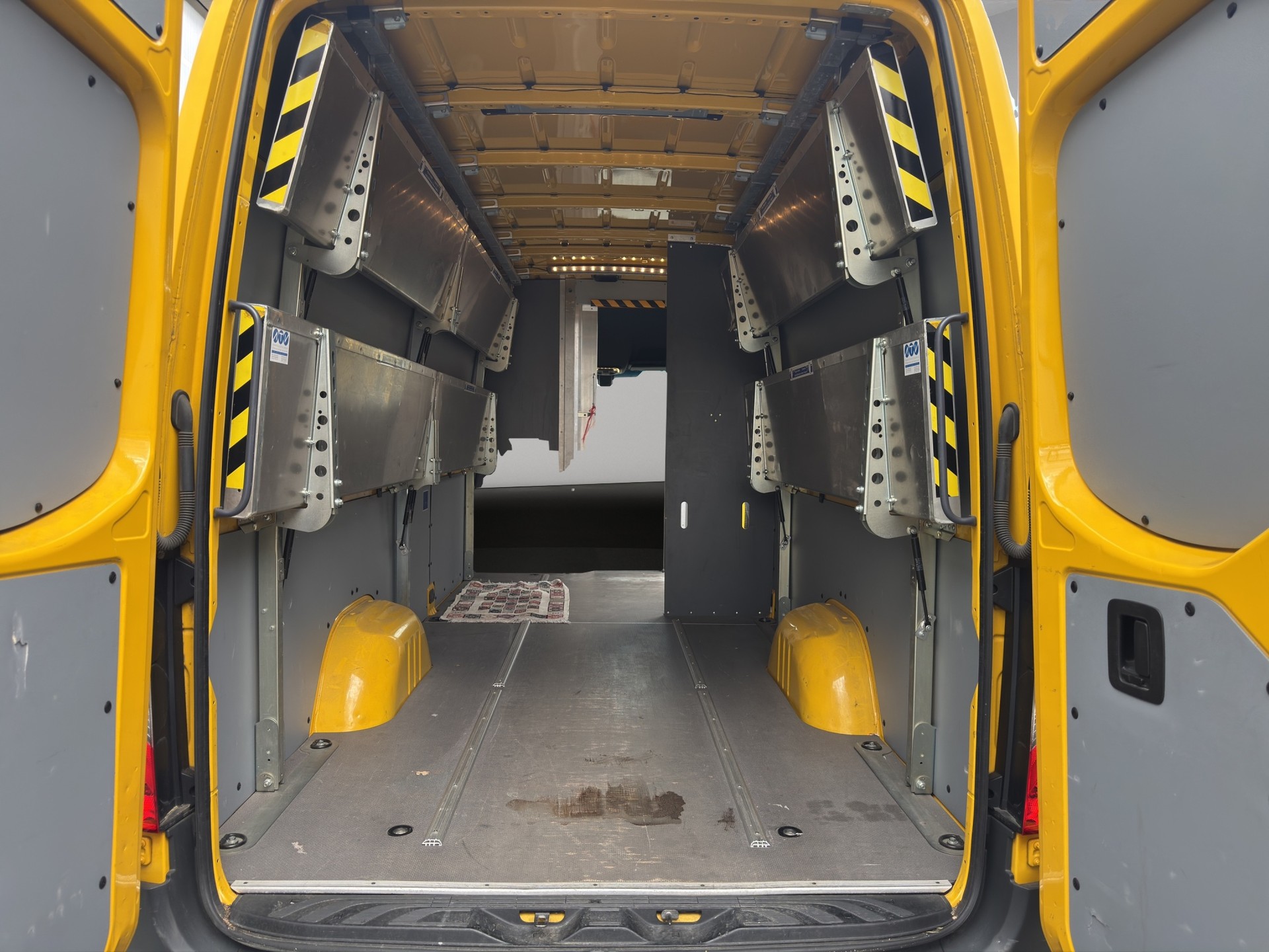 MERCEDES-BENZ Sprinter 314 CDI L3 H2 Lang-image-9