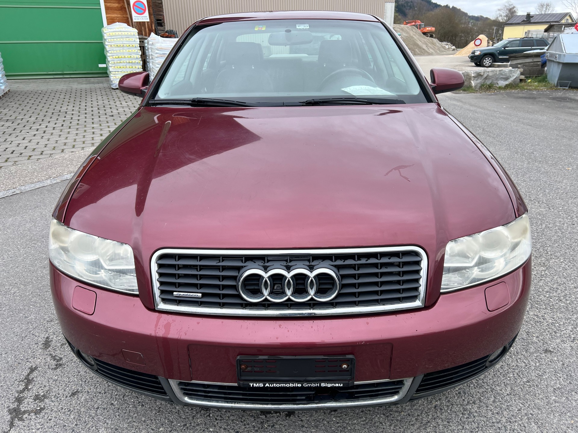 AUDI A4 1.8 T quattro-image-0