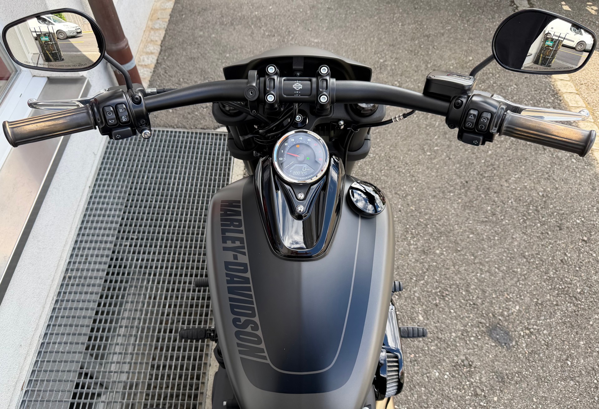 HARLEY-DAVIDSON FXFBS Fat Bob 114 ABS-image-9