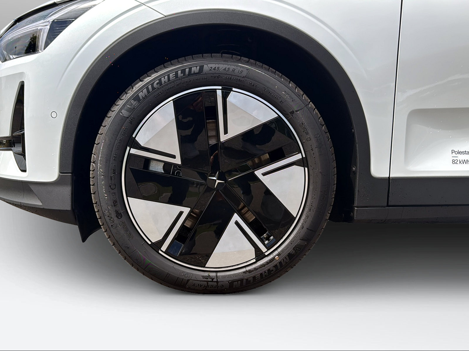 POLESTAR 2 Long Range Dual Motor-image-8