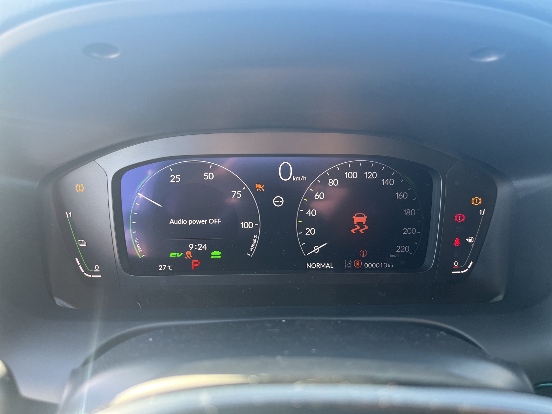 HONDA ZR-V 2.0 i-MMD Advance-image-10