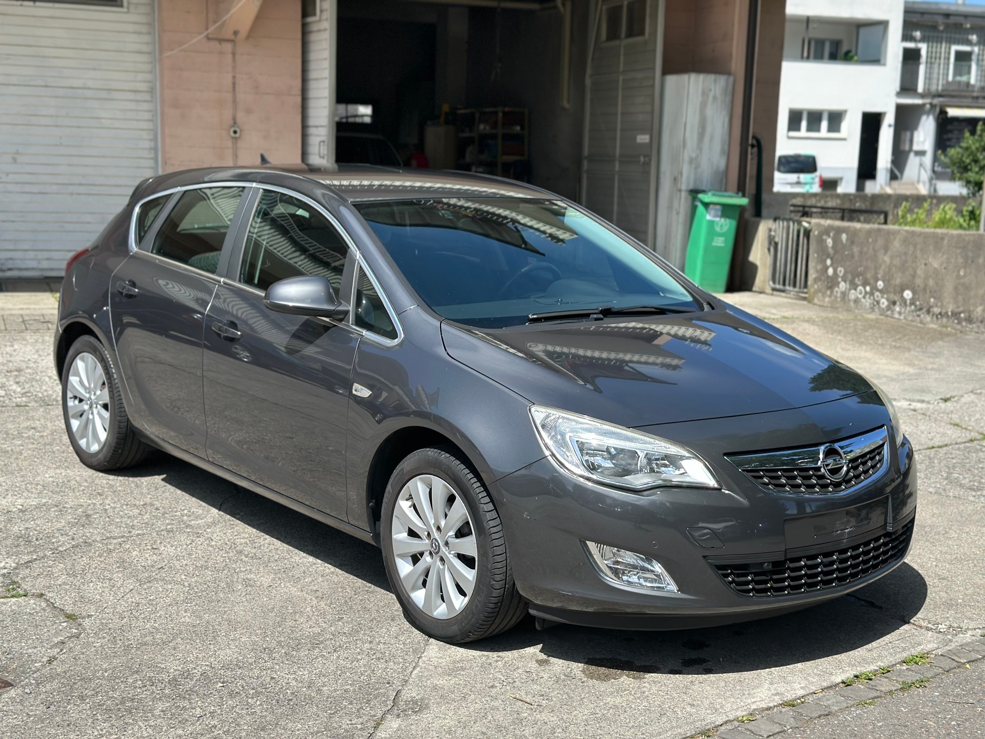 OPEL Astra 1.4i 16V Turbo Automatic-image-1