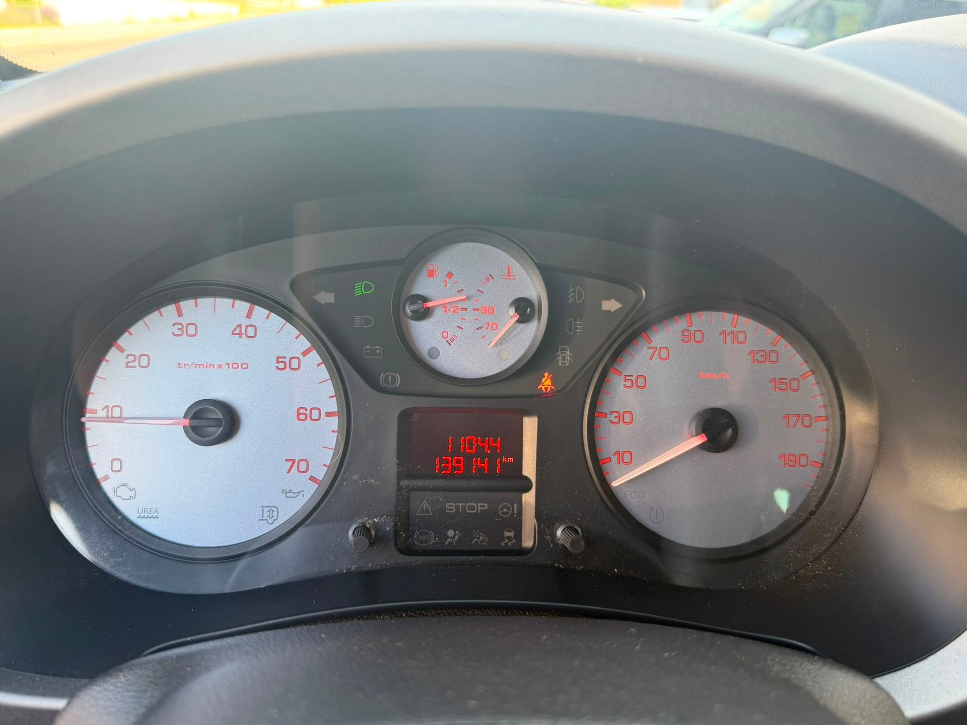 PEUGEOT Partner 1.2 PureTech Active-image-17