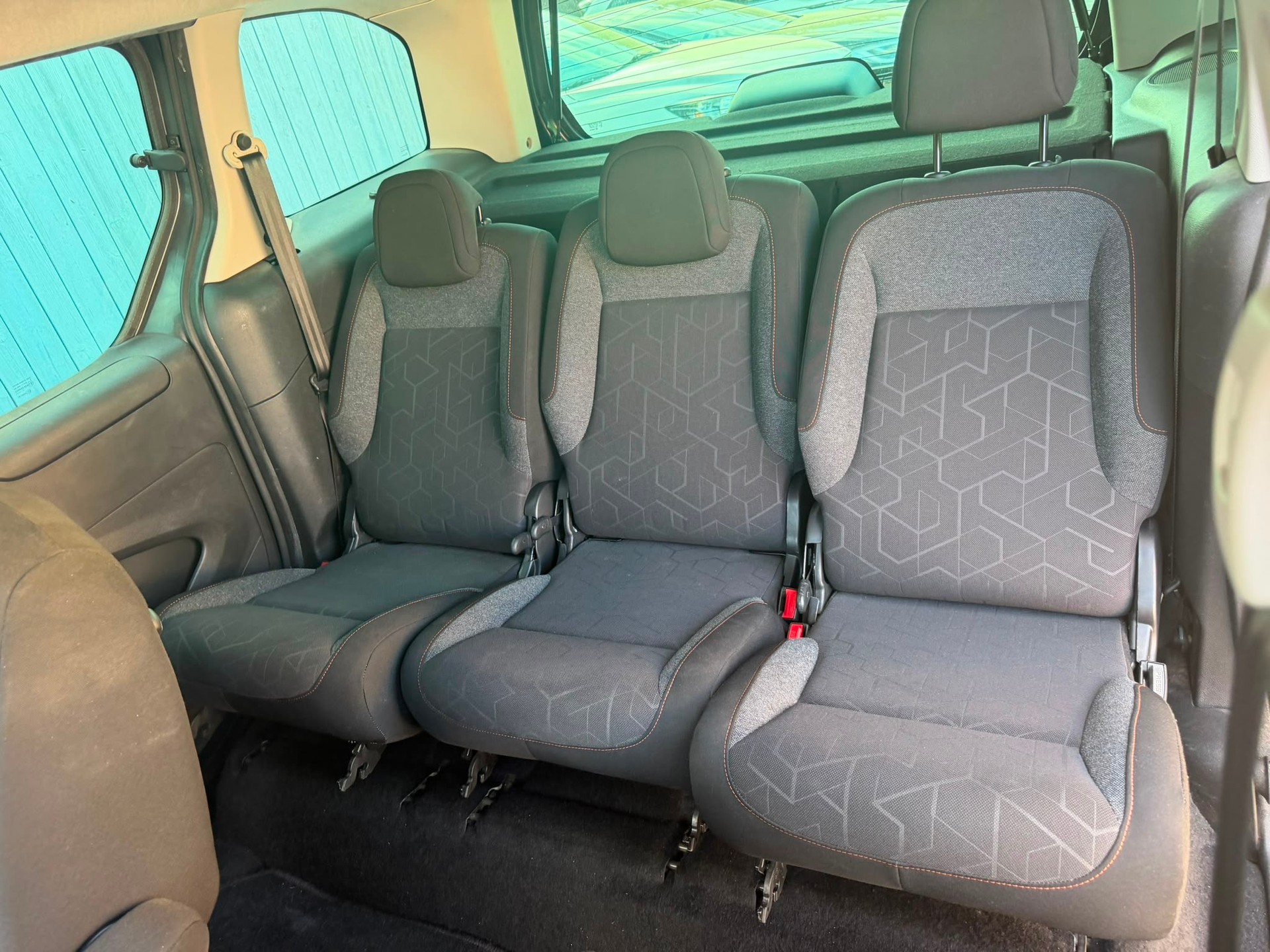 PEUGEOT Partner 1.2 PureTech Active-image-16