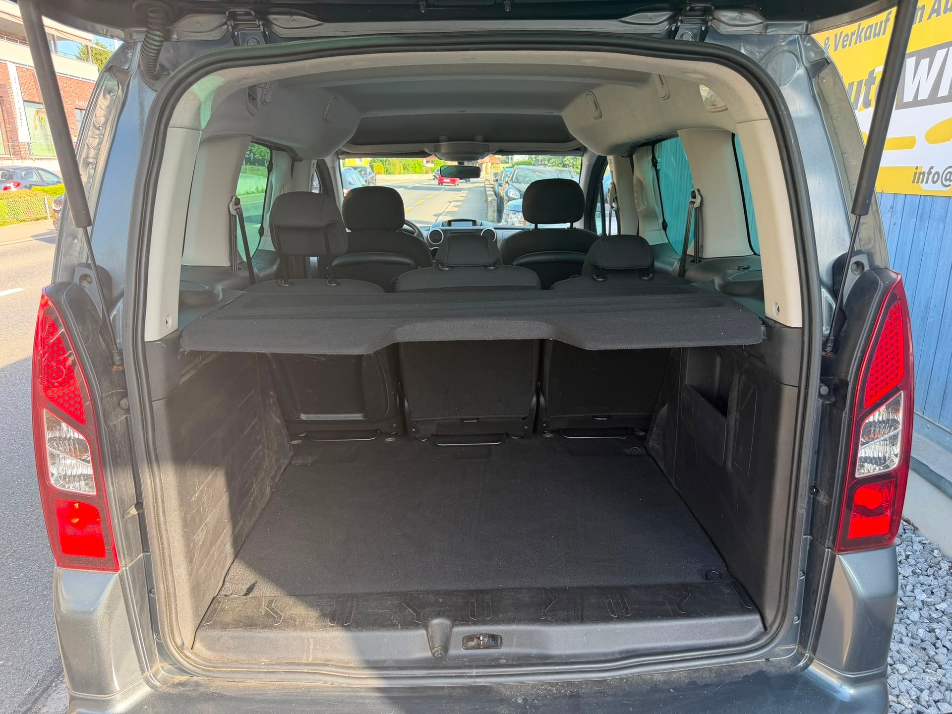 PEUGEOT Partner 1.2 PureTech Active-image-19