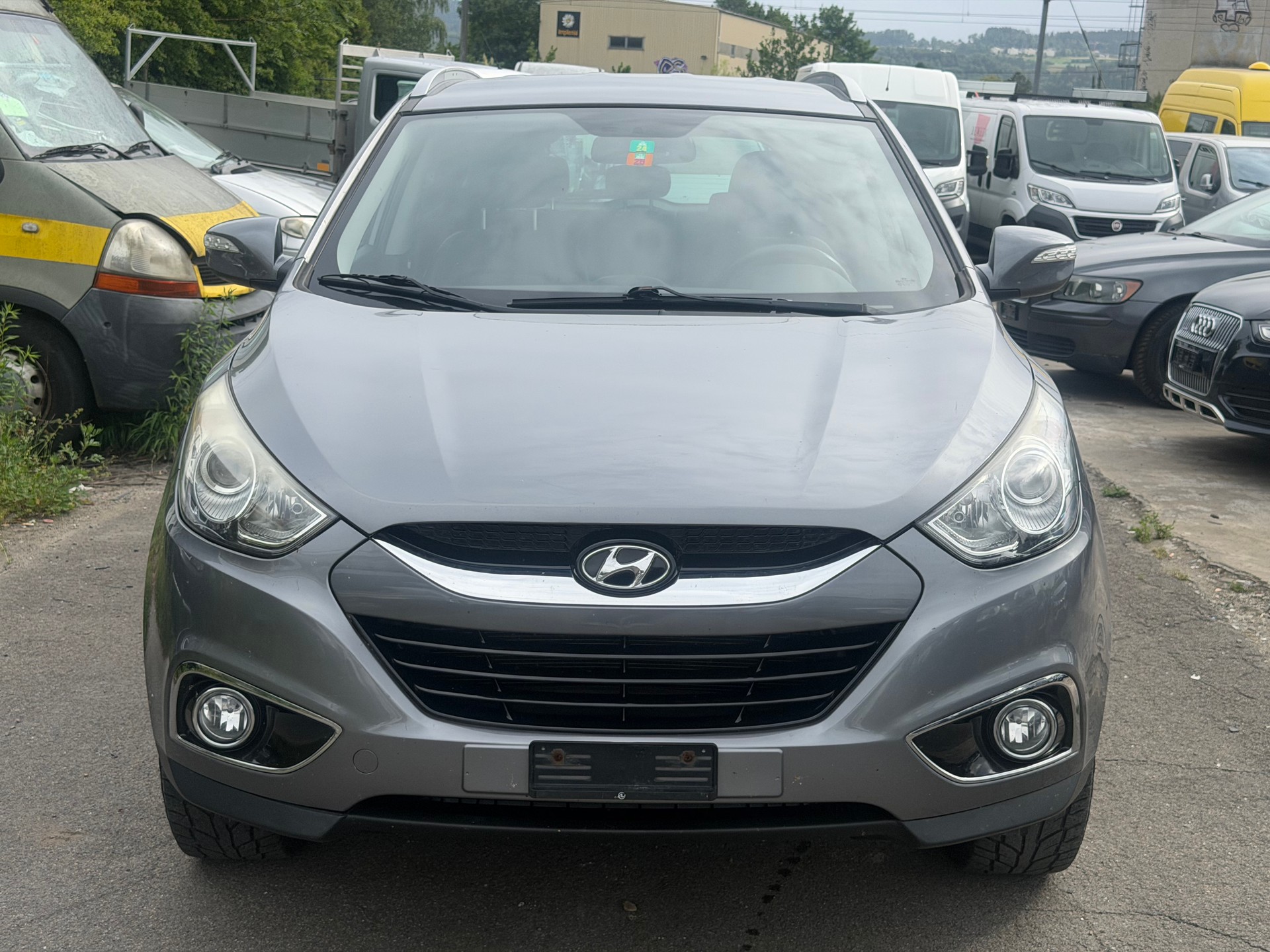 HYUNDAI iX 35 2.0 Style 4WD Automatic-image-1