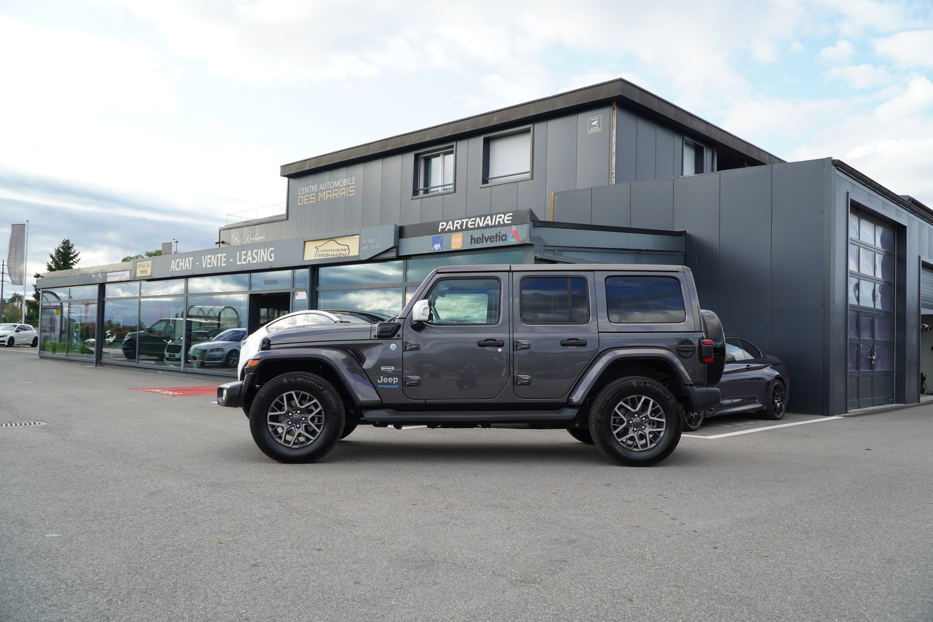 JEEP Wrangler 2.0 PHEV Unlimited Overland Automatic Soft Top-image-4