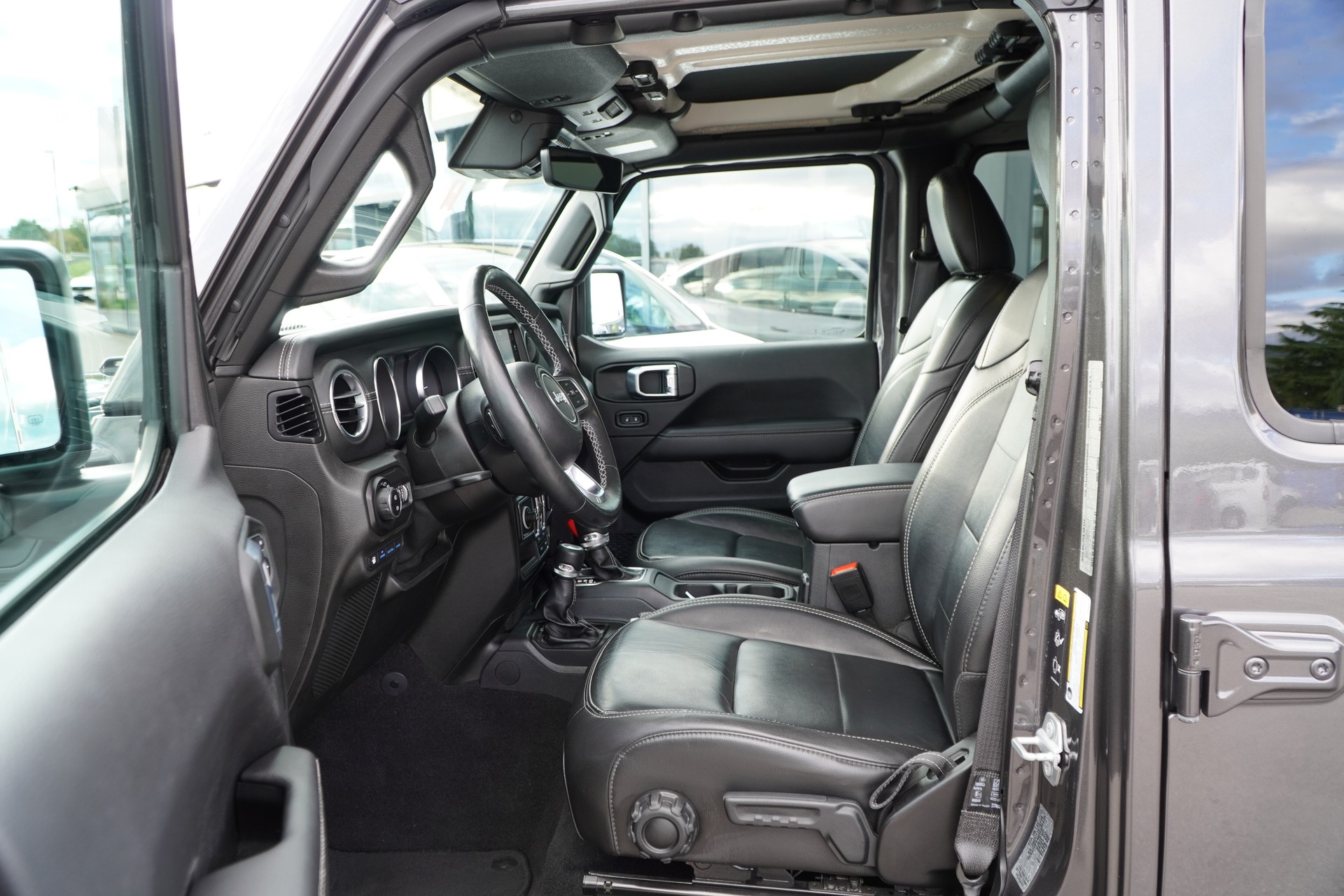 JEEP Wrangler 2.0 PHEV Unlimited Overland Automatic Soft Top-image-8