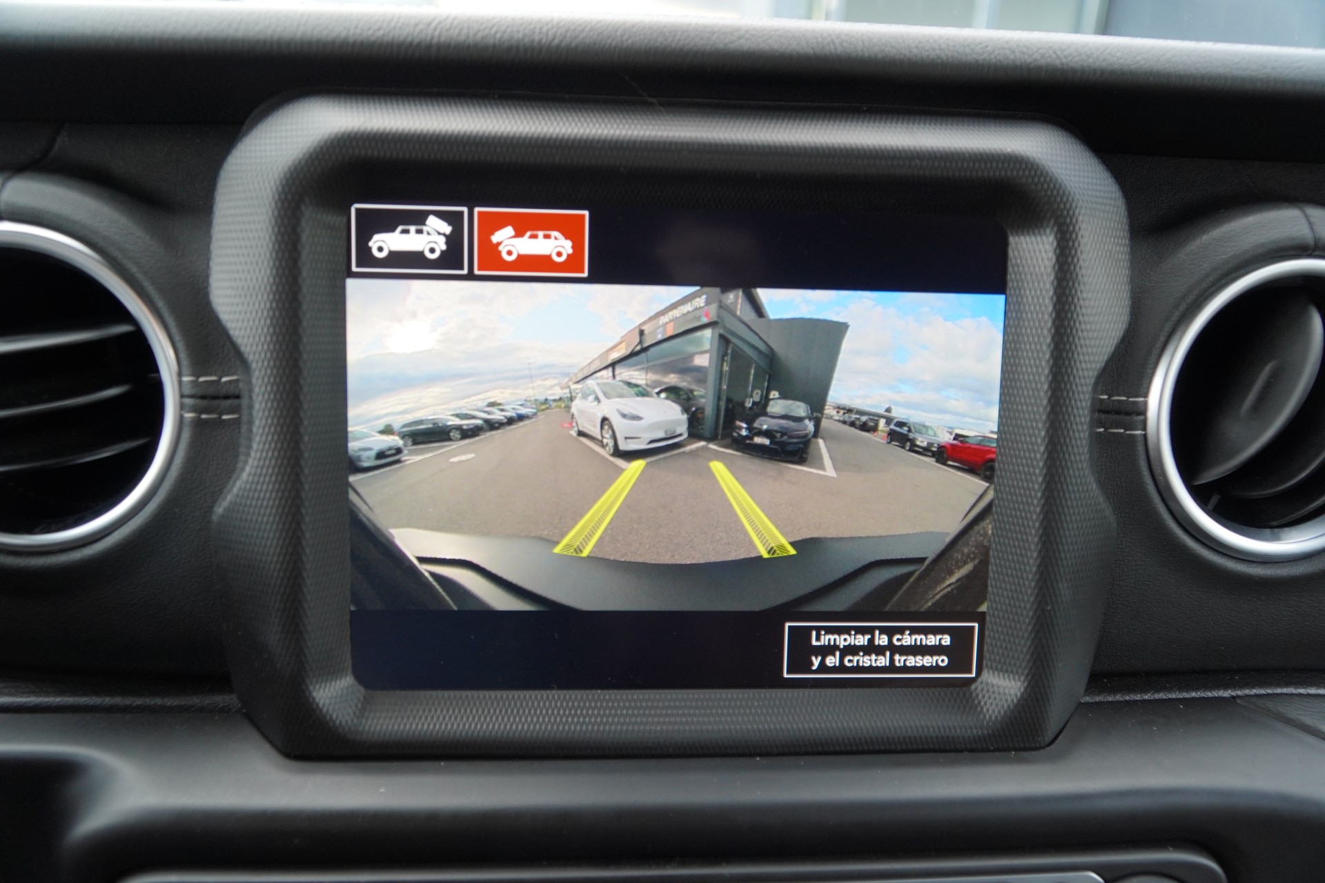 JEEP Wrangler 2.0 PHEV Unlimited Overland Automatic Soft Top-image-13