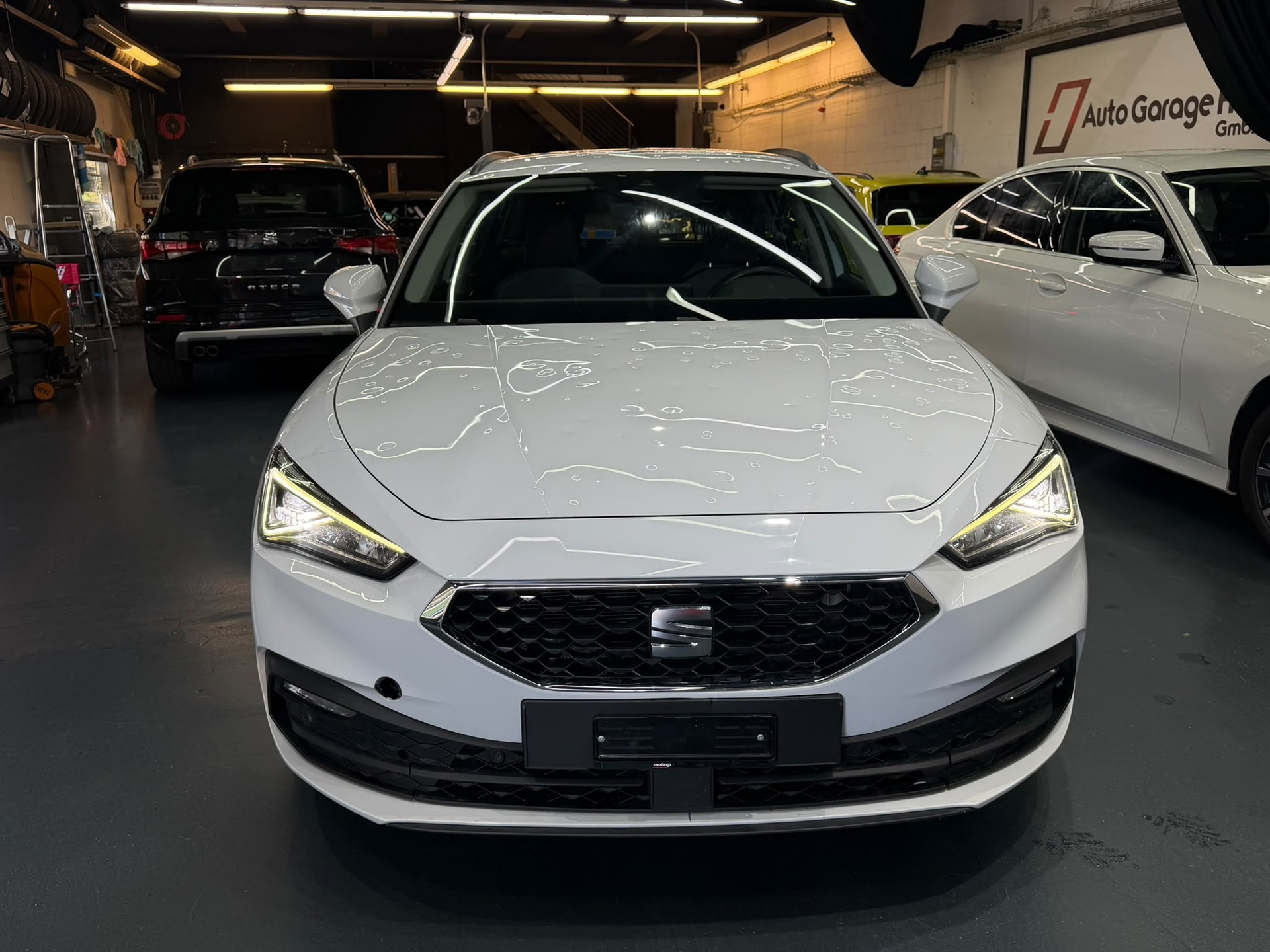 SEAT Leon ST 2.0 TDI EVO DSG Style-image-1