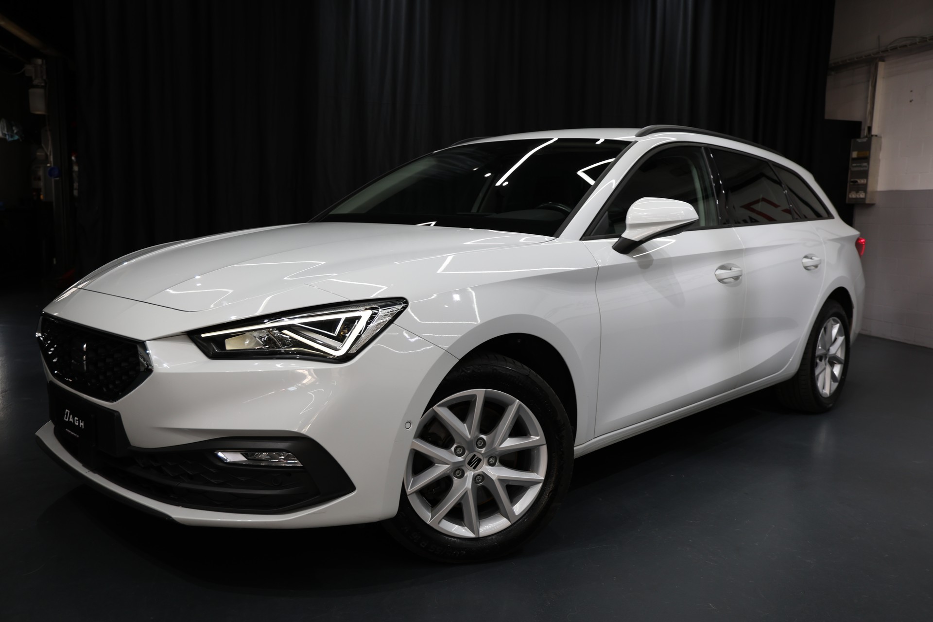 SEAT Leon ST 2.0 TDI EVO DSG Style-image-12
