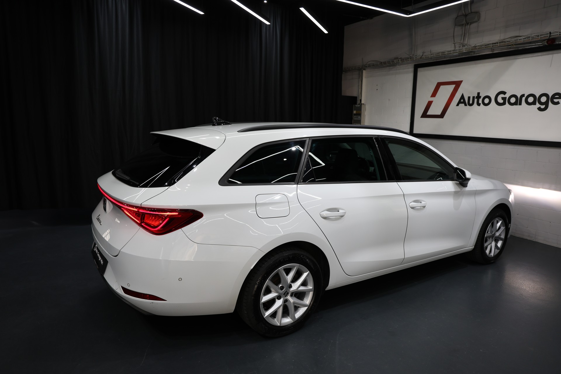 SEAT Leon ST 2.0 TDI EVO DSG Style-image-14
