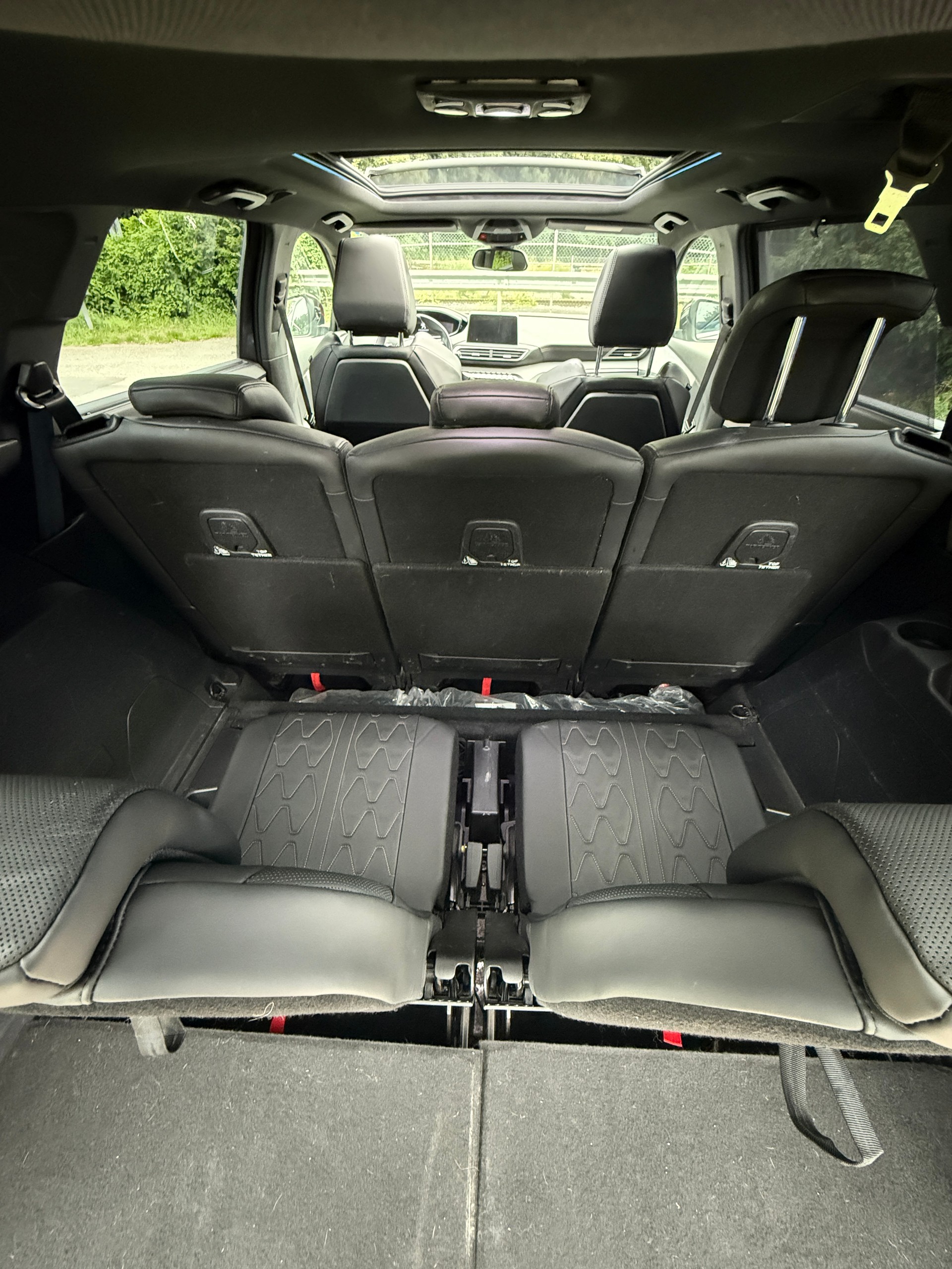 PEUGEOT 5008 2.0 BlueHDi GT EAT-image-6