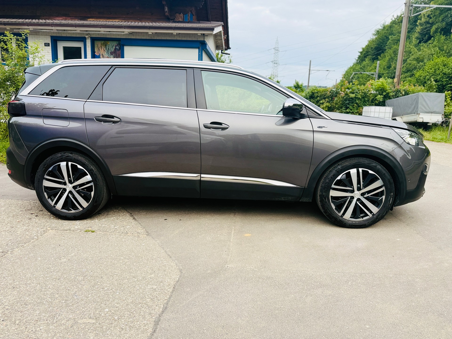 PEUGEOT 5008 2.0 BlueHDi GT EAT-image-1