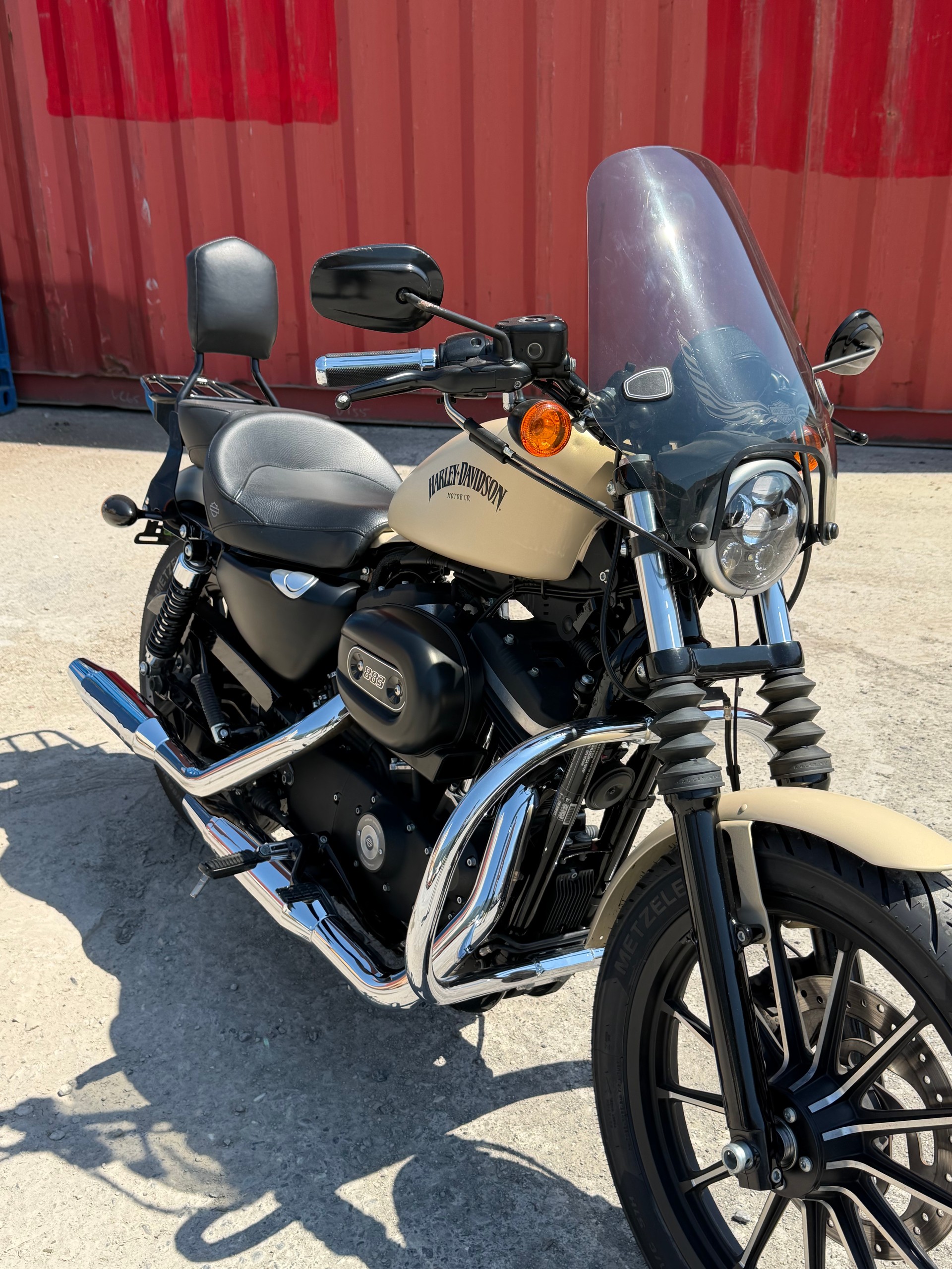 HARLEY-DAVIDSON XL 883 N Sportster Iron ABS-image-2