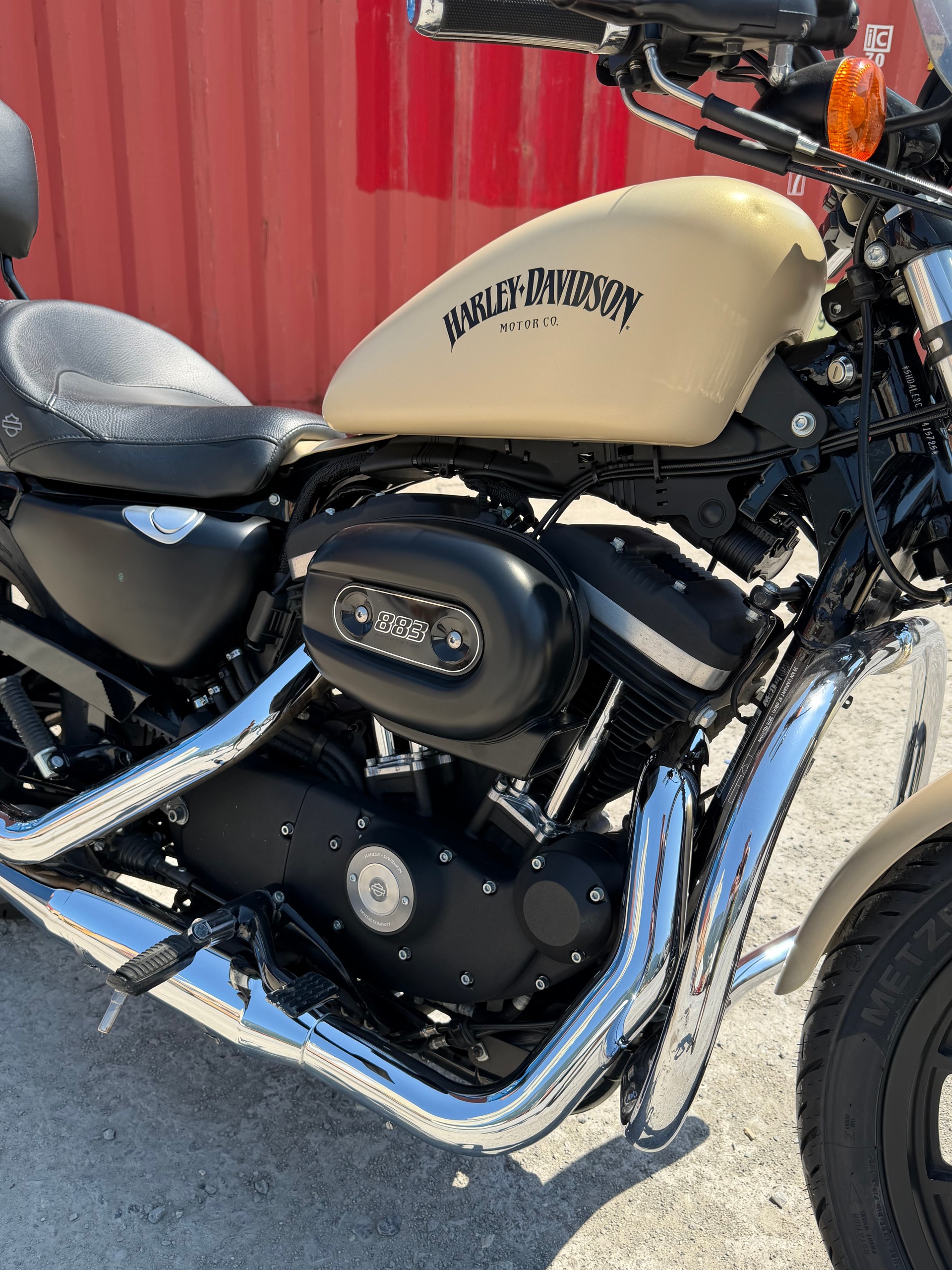 HARLEY-DAVIDSON XL 883 N Sportster Iron ABS-image-6