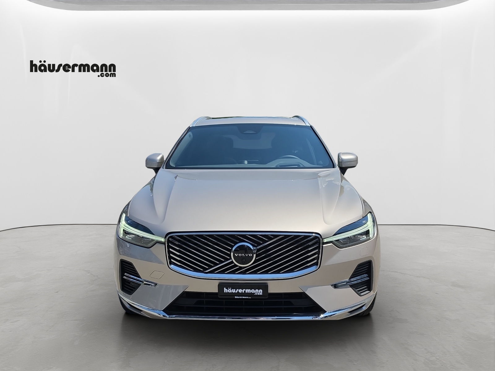 VOLVO XC60 2.0 T8 TE Ultra Bright eAWD-image-1
