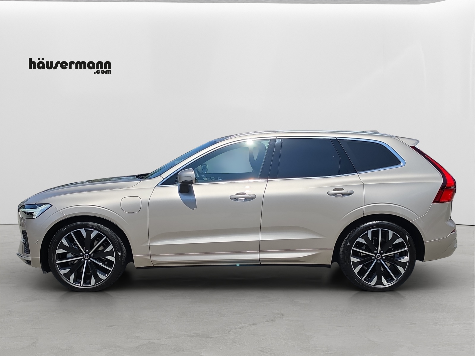 VOLVO XC60 2.0 T8 TE Ultra Bright eAWD-image-2