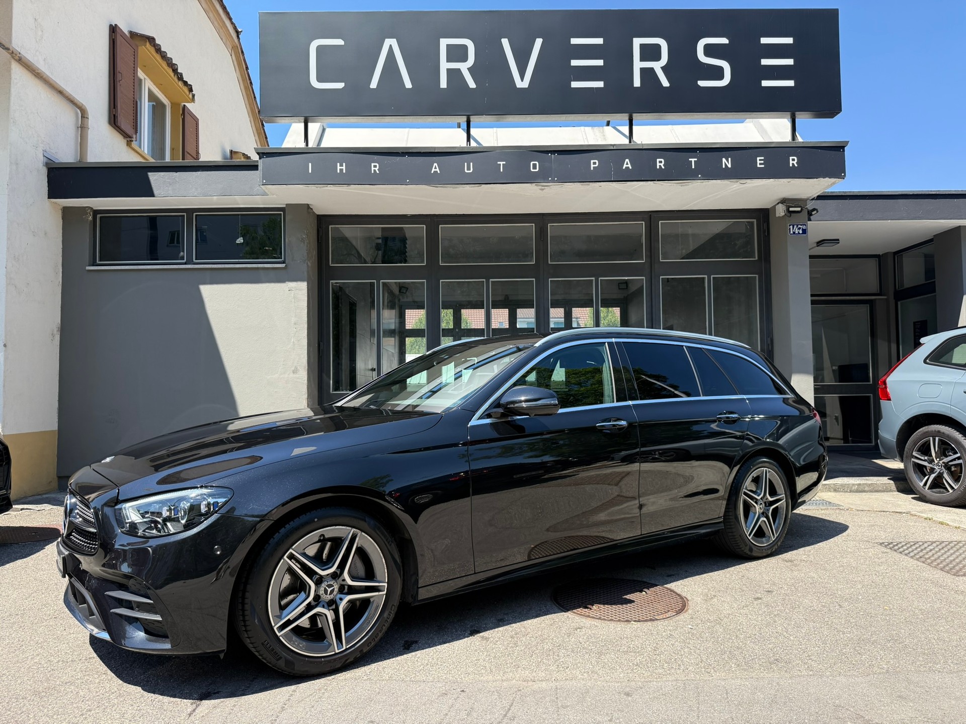 MERCEDES-BENZ E 220 d AMG Line 4matic Kombi-image-0