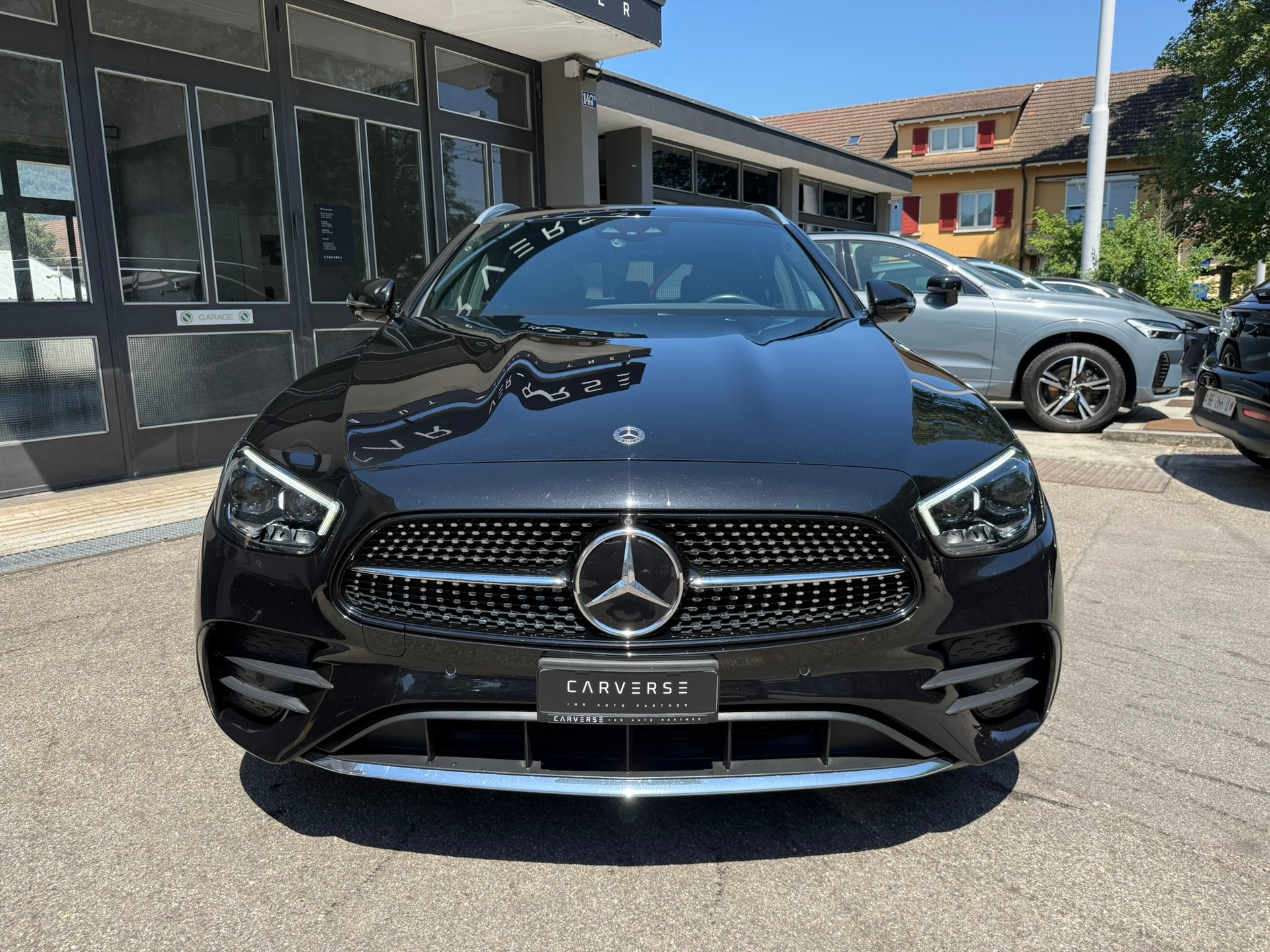 MERCEDES-BENZ E 220 d AMG Line 4matic Kombi-image-1