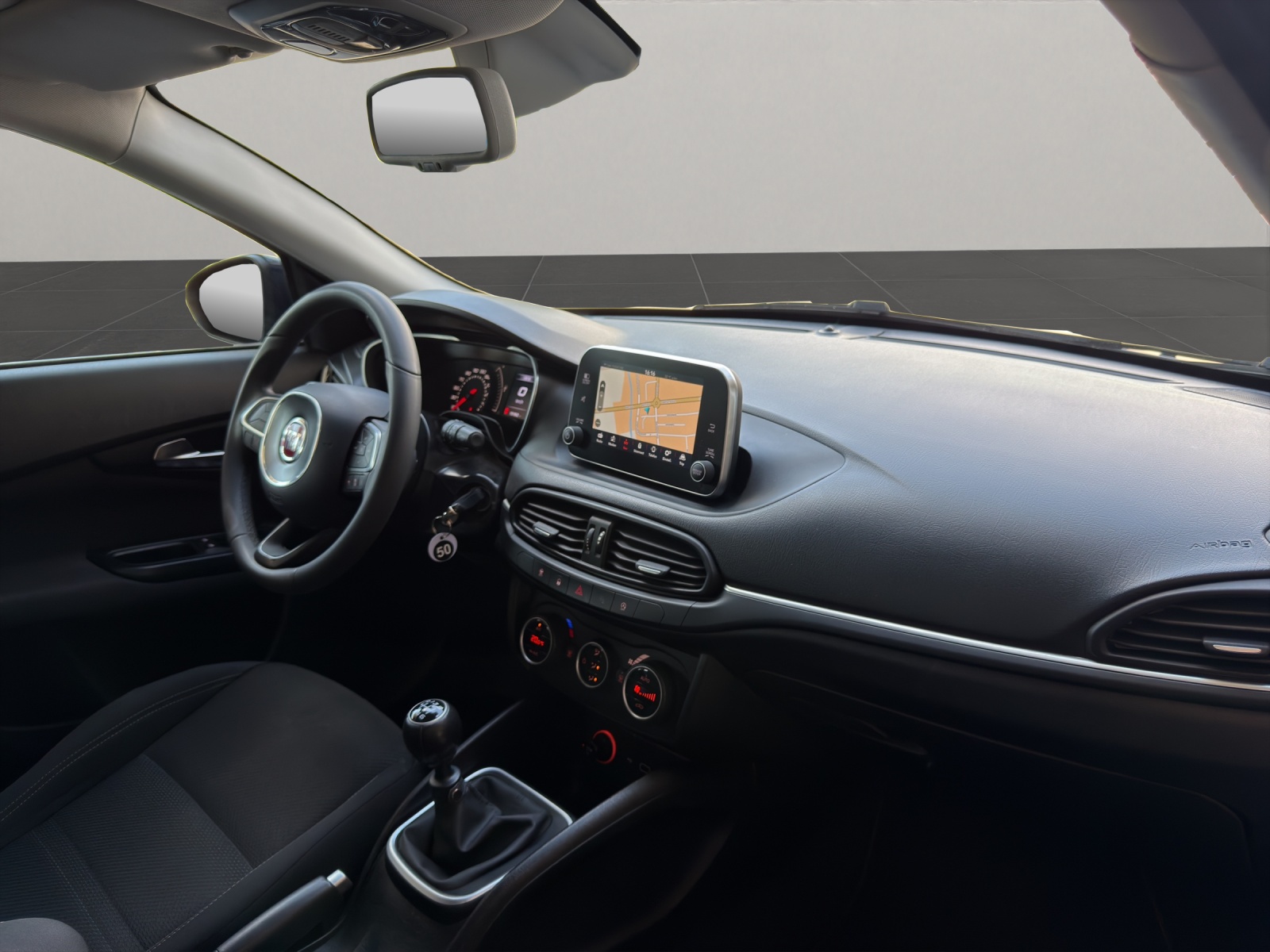 FIAT Tipo 1.4 T-Jet Lounge-image-9