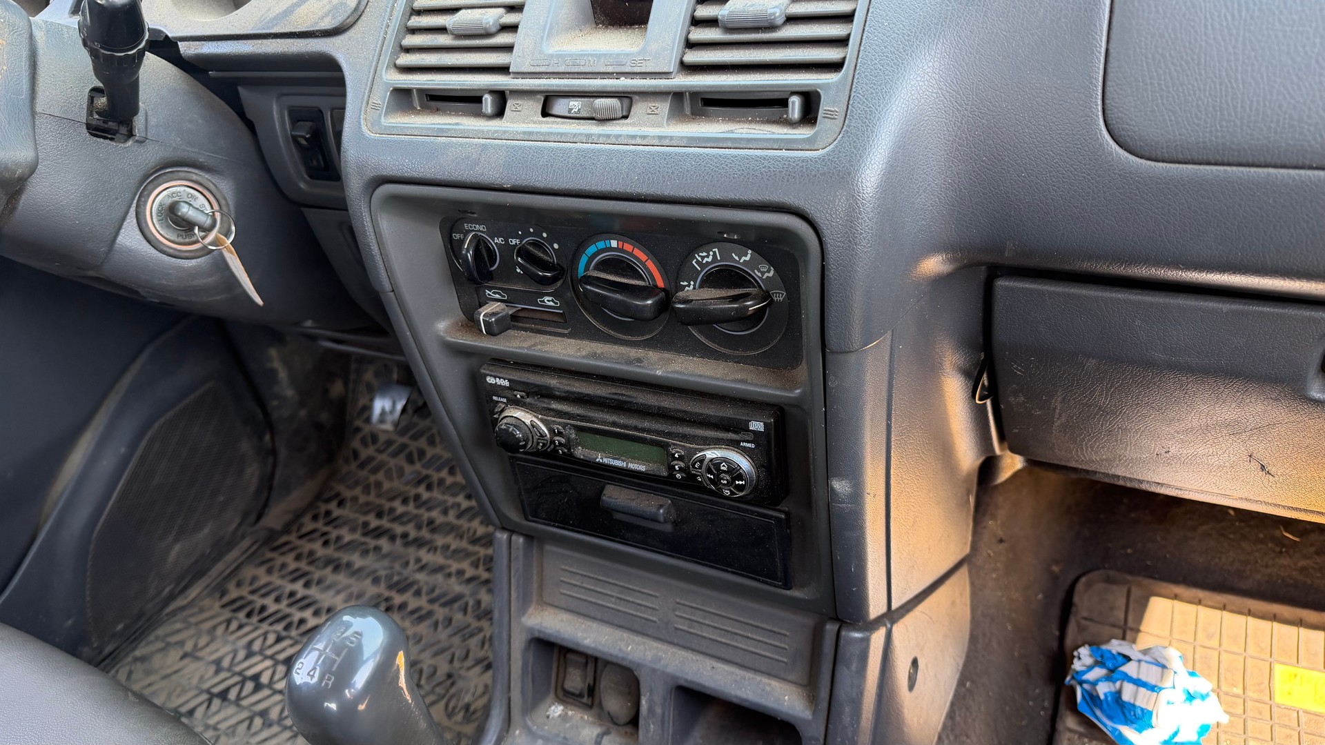 MITSUBISHI Pajero 2.5 TDI Classic-image-10