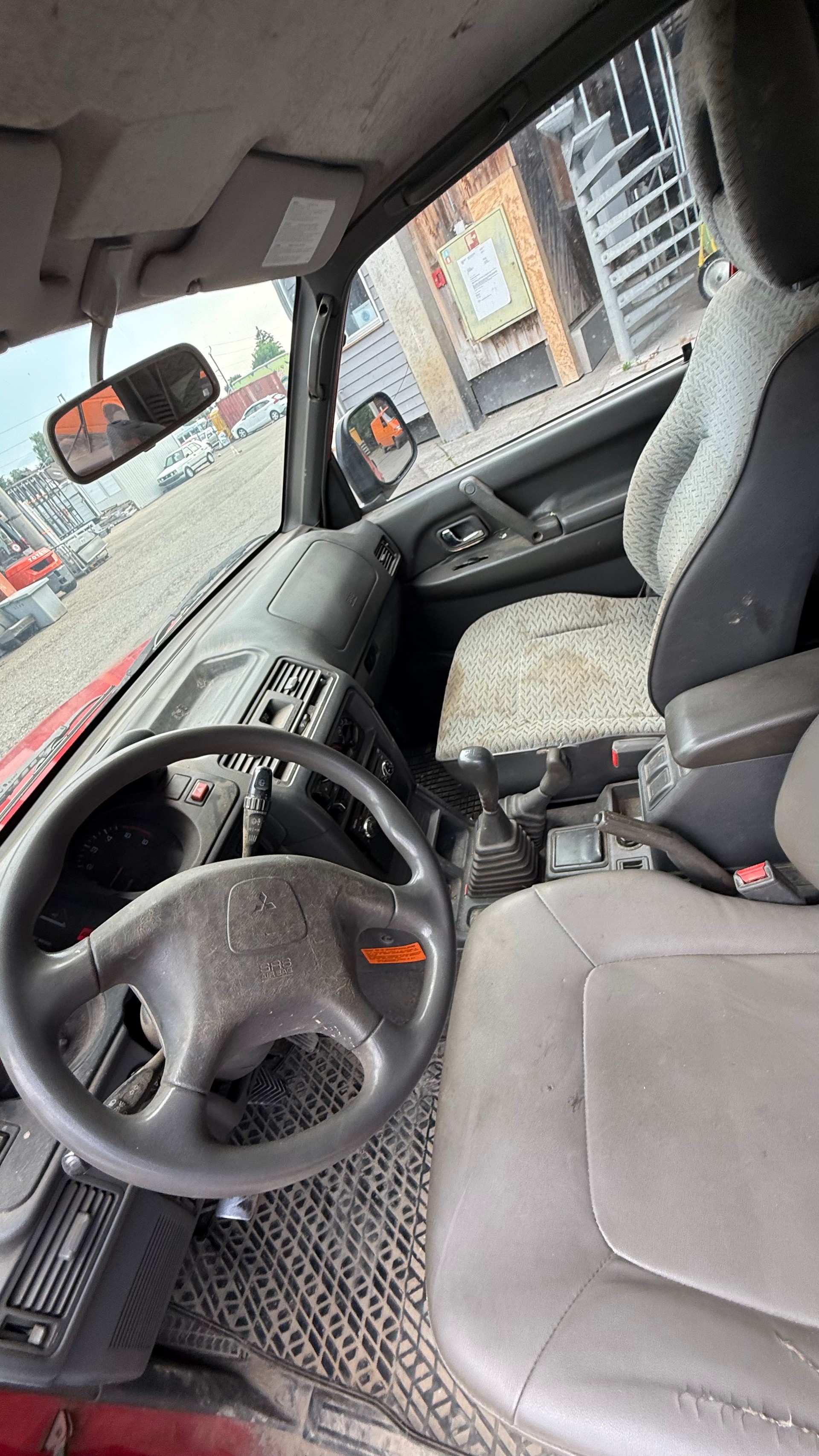 MITSUBISHI Pajero 2.5 TDI Classic-image-11