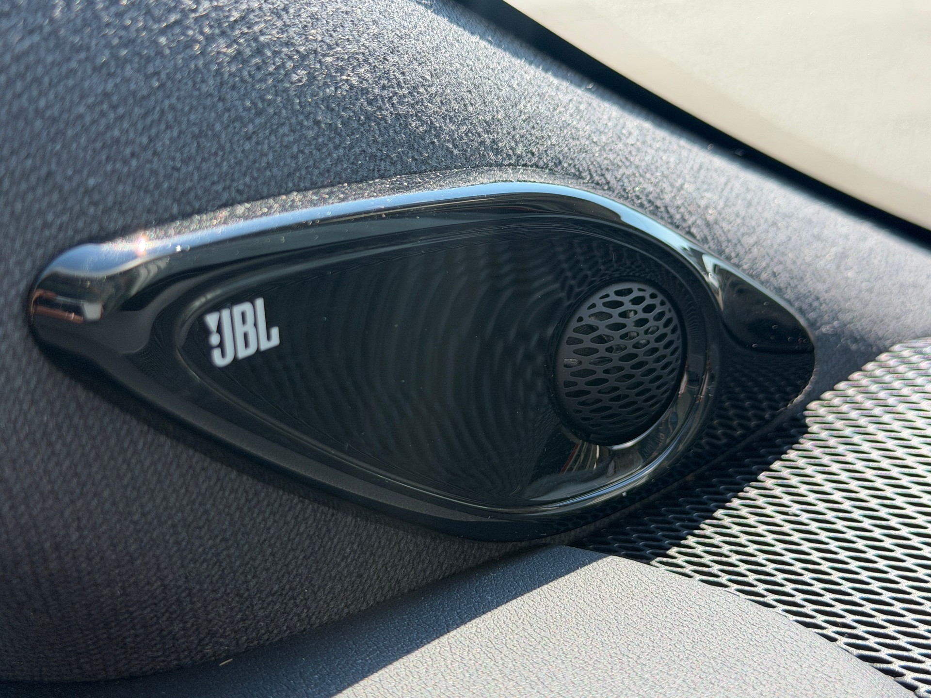 TOYOTA Corolla Touring Sports 2.0 HSD Premium e-CVT-image-18