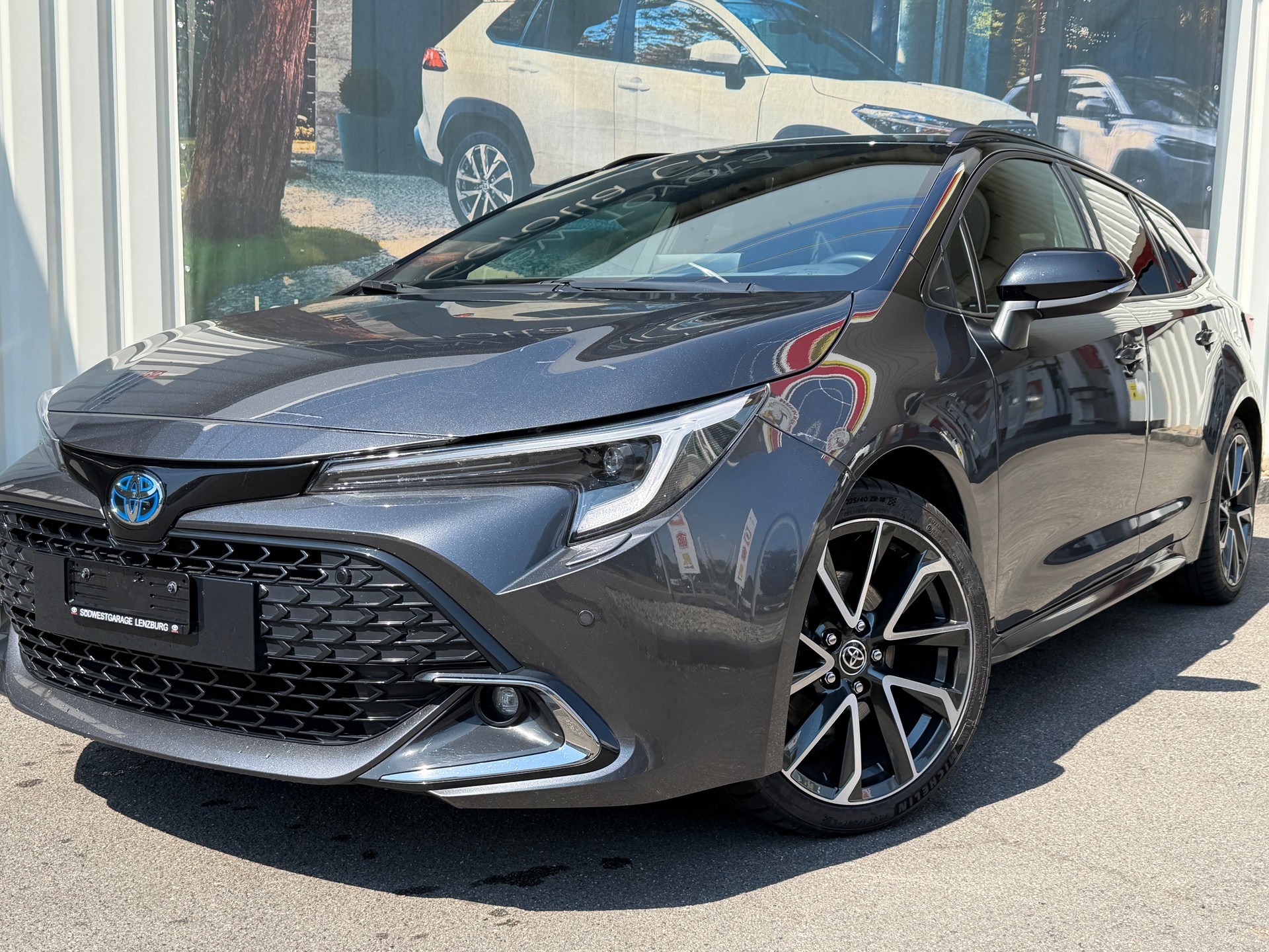 TOYOTA Corolla Touring Sports 2.0 HSD Premium e-CVT-image-0