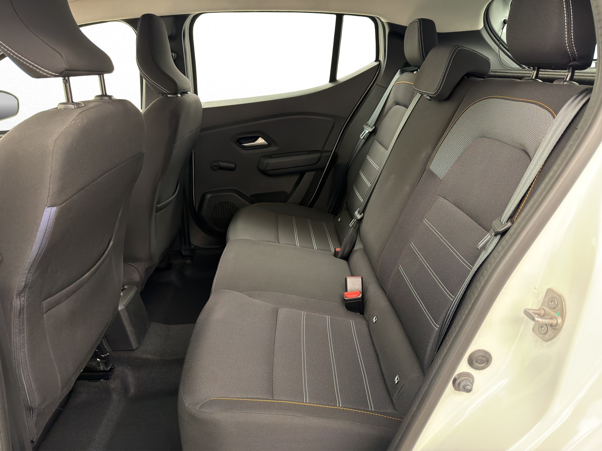 DACIA Sandero 1.0 TCe Stepway Comfort-image-12