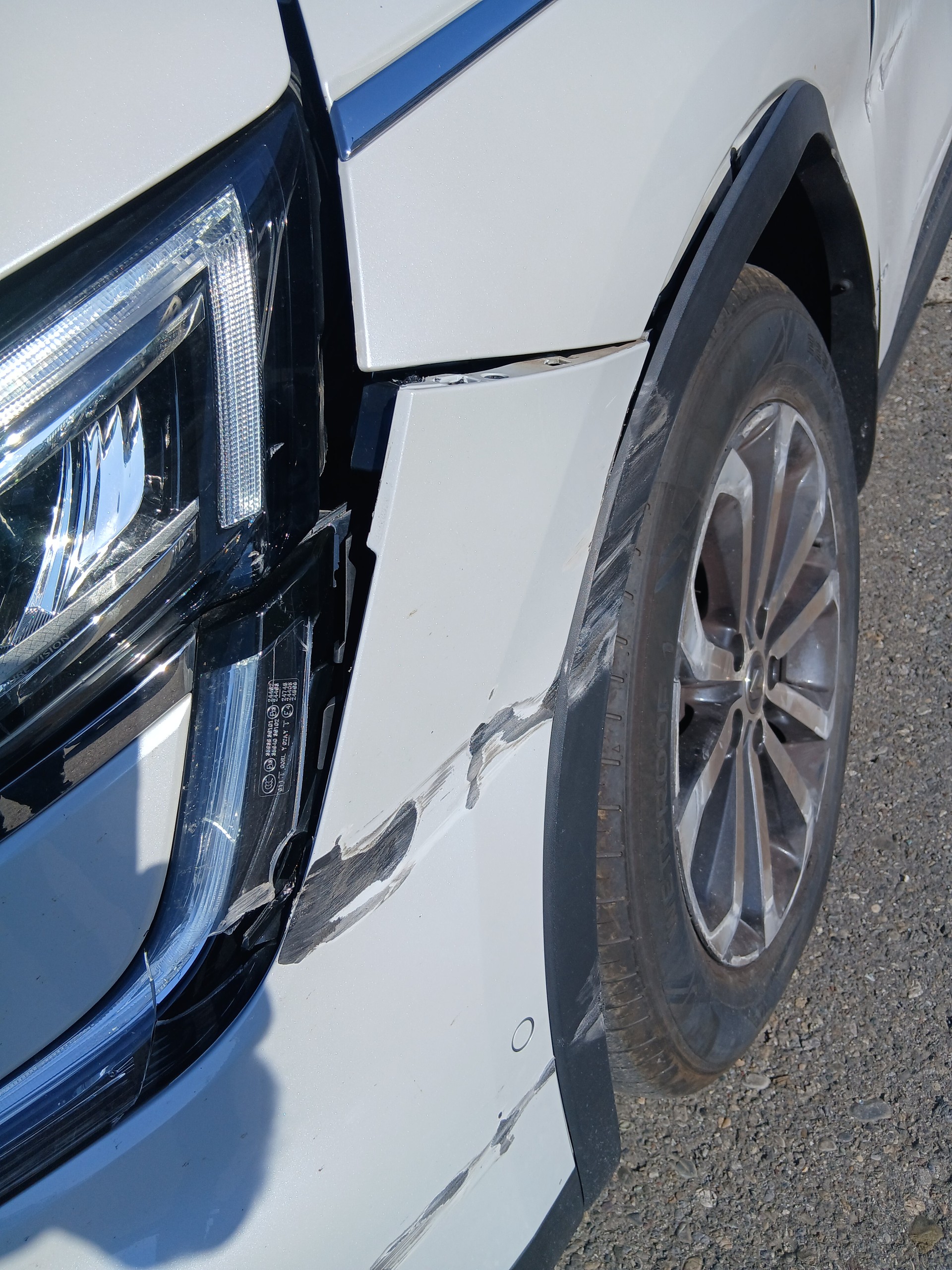 RENAULT Koleos 2.0 dCi Intens 4WD Xtronic CVT-image-6