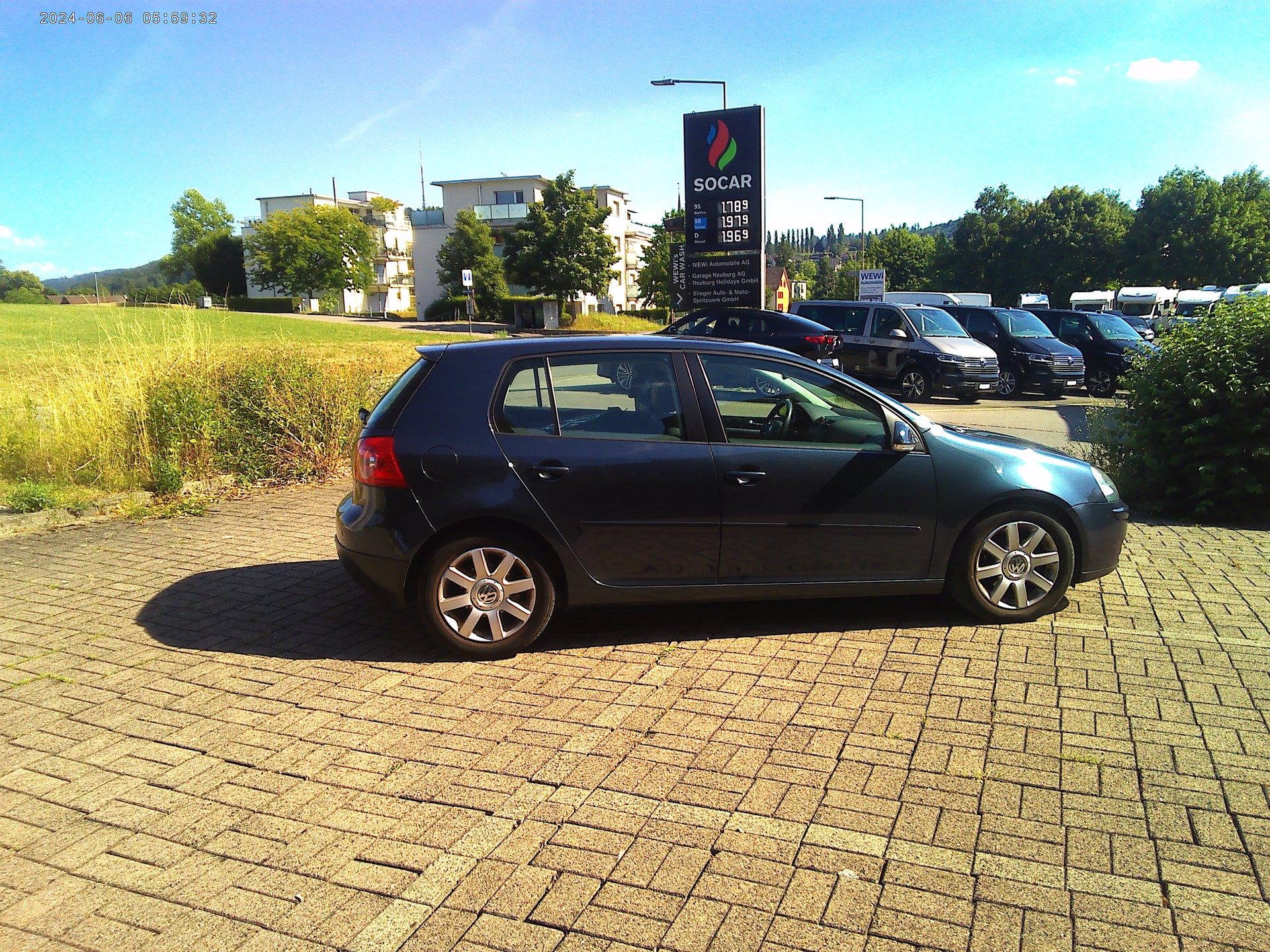 VW Golf 1.6 FSI Sportline-image-6