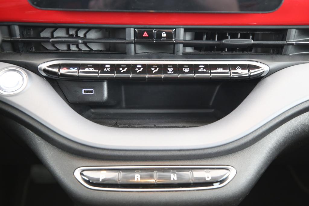 FIAT 500 Red-image-8