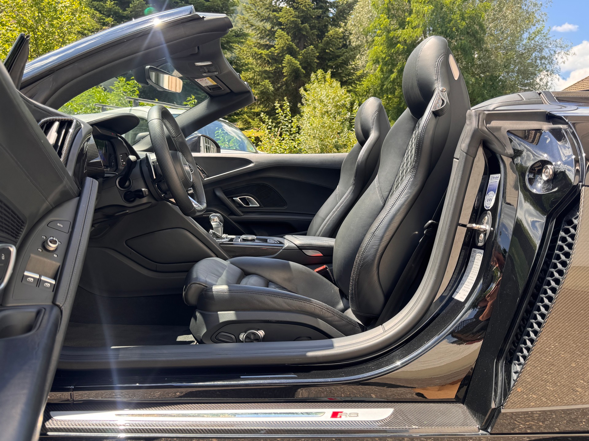 AUDI R8 Spyder performance S-Tronic quattro-image-10