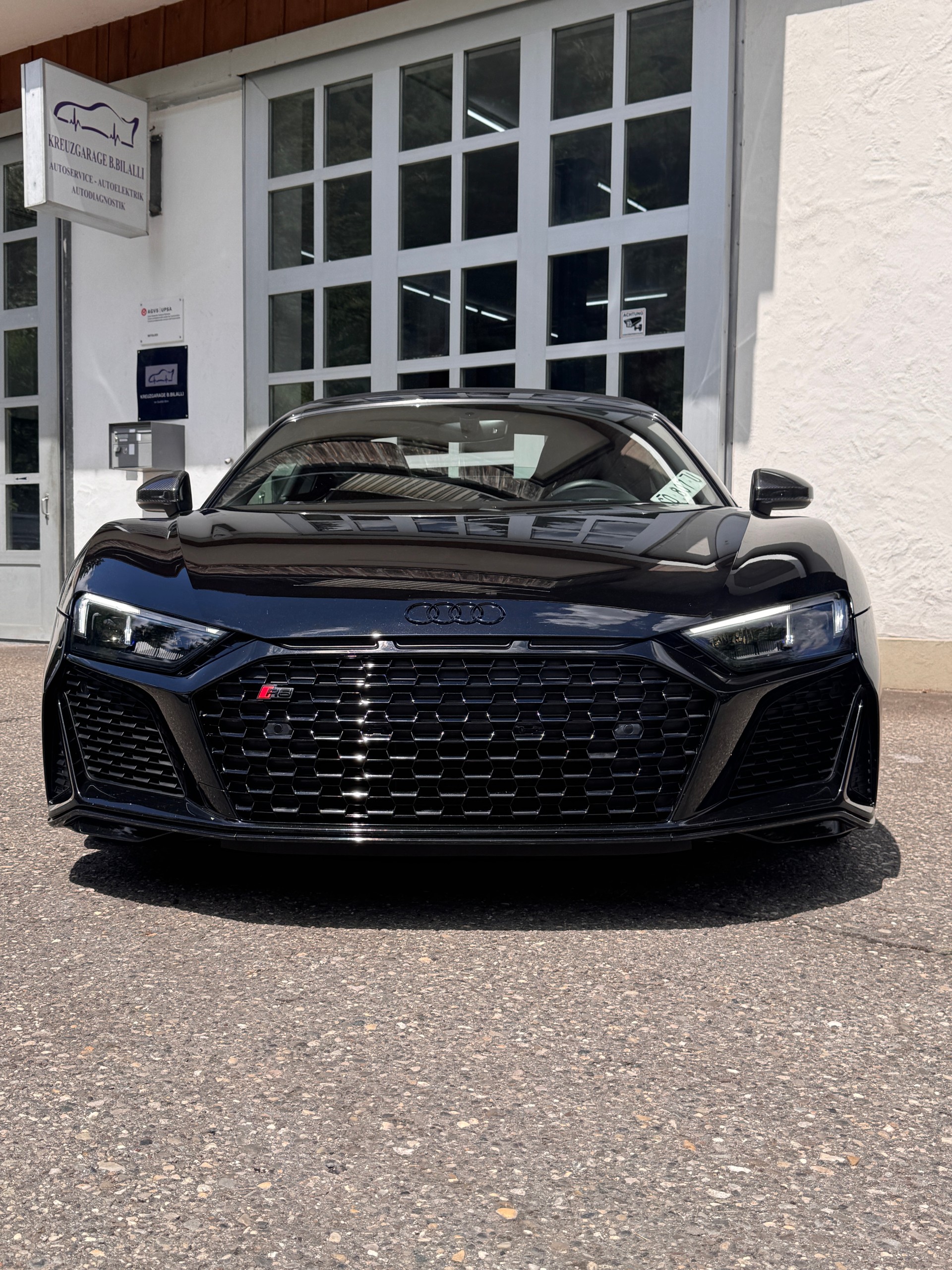 AUDI R8 Spyder performance S-Tronic quattro-image-5