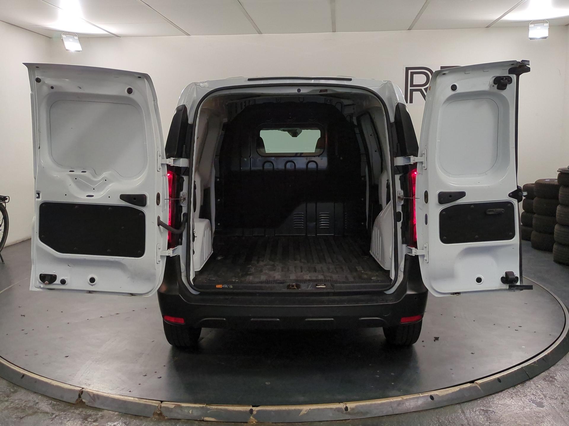 RENAULT Express 1.5 Blue dCi 75 Extra-image-18