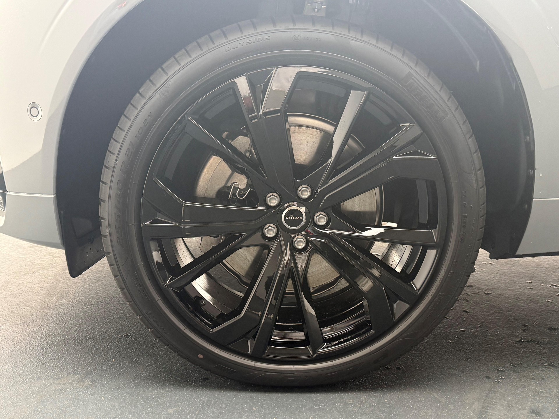 VOLVO XC60 2.0 T6 TE Black Edition eAWD-image-16